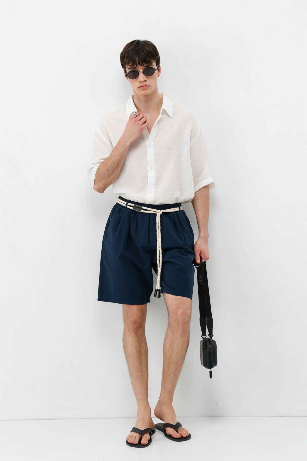 Kemerli Oversize Keten Şort