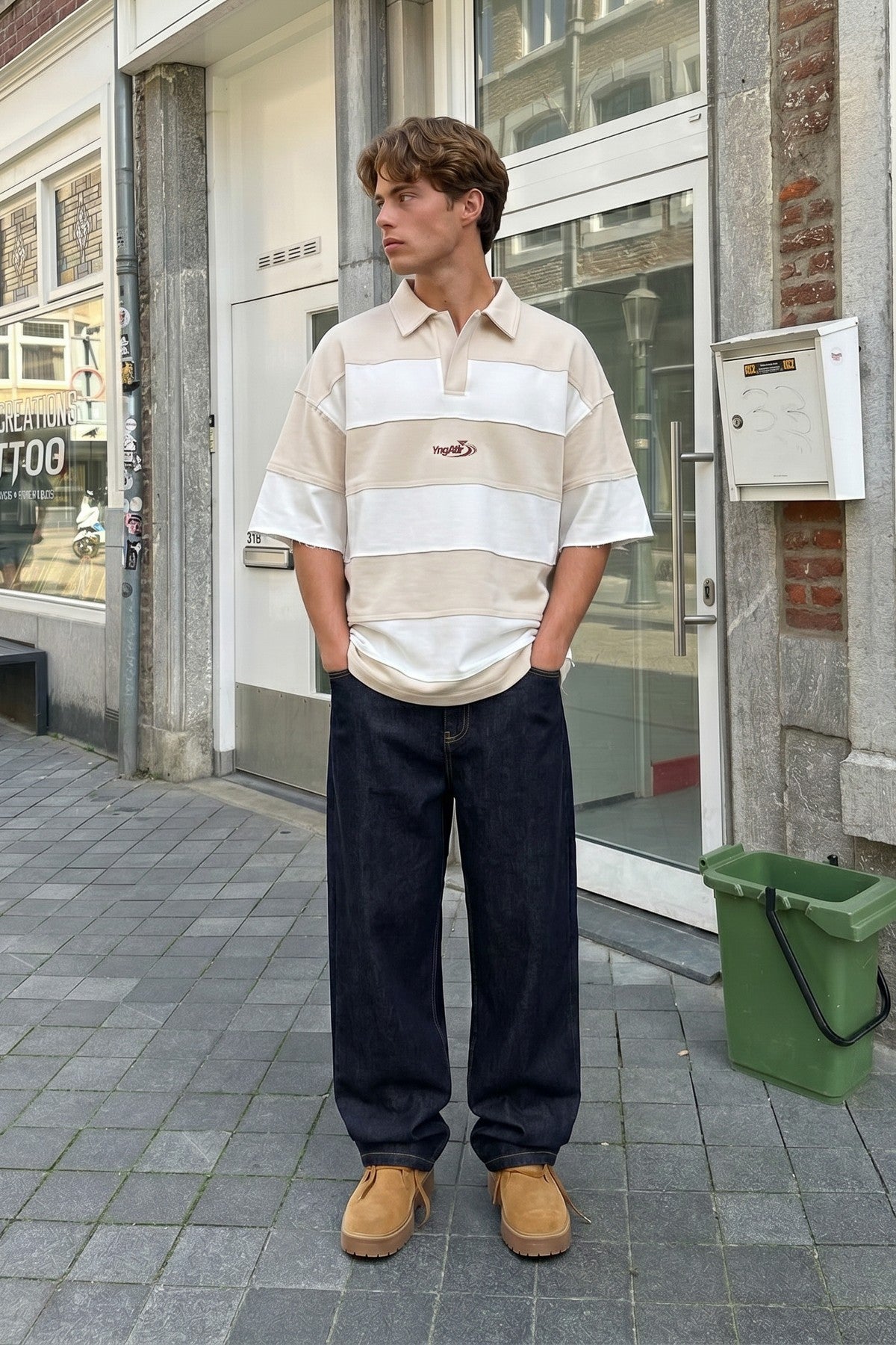 Oversize Rugby Yaka Çizgili Tişört