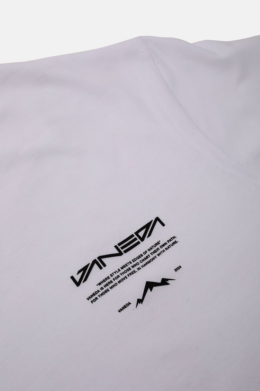 Vaneda-Oversized Fit Next Unisex Tshirt Beyaz-4-Milagron.com