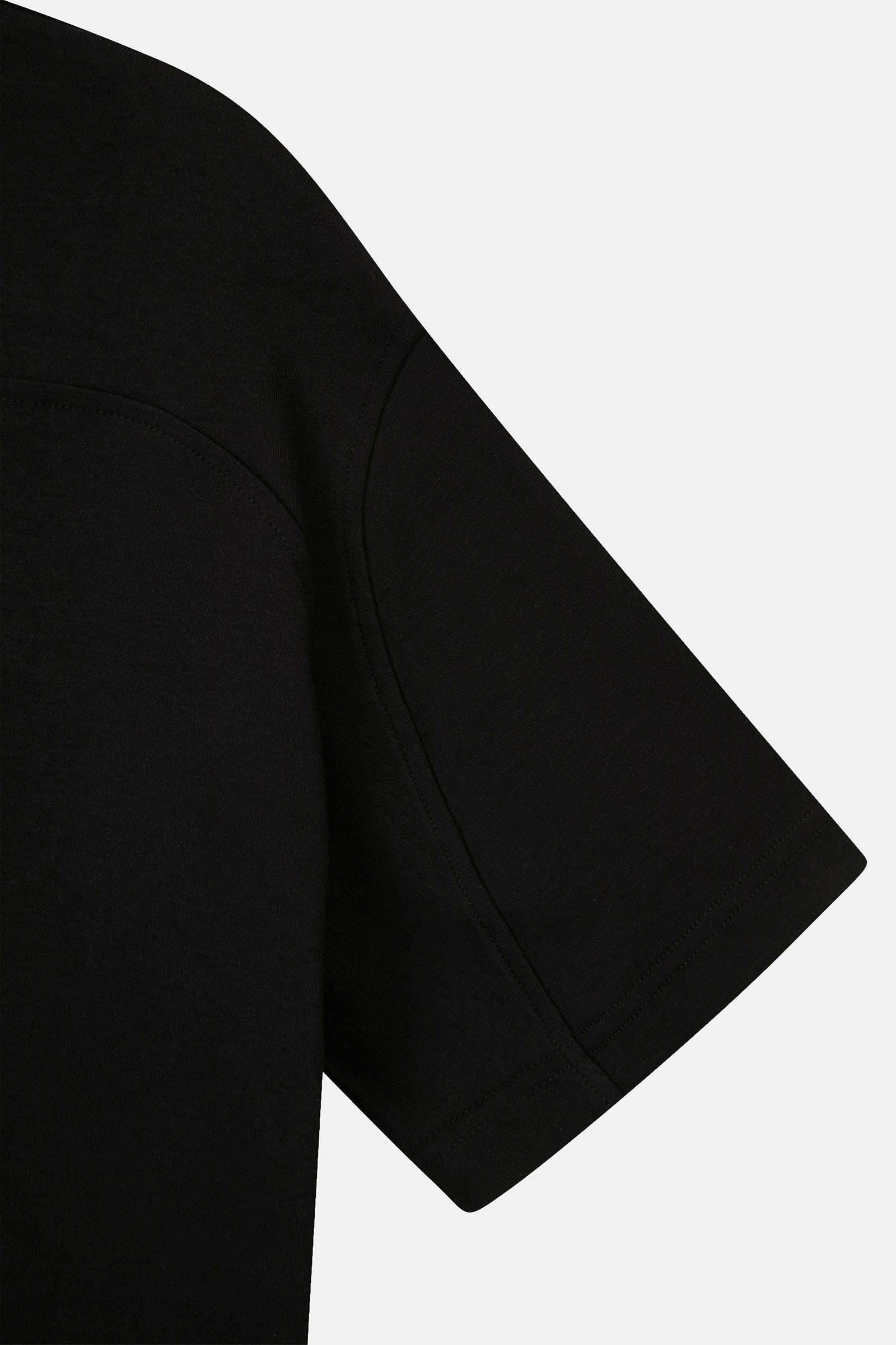 Vaneda-Urbanwild Basic Tshirt Siyah-4-Milagron.com