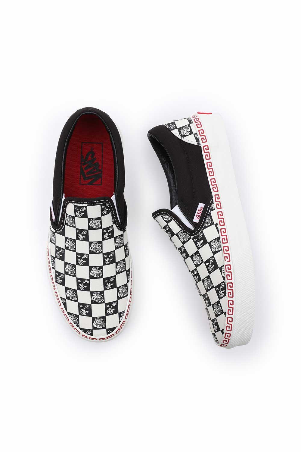 Vans-UA Classic Slip-On-Sneakers-3-Milagron.com