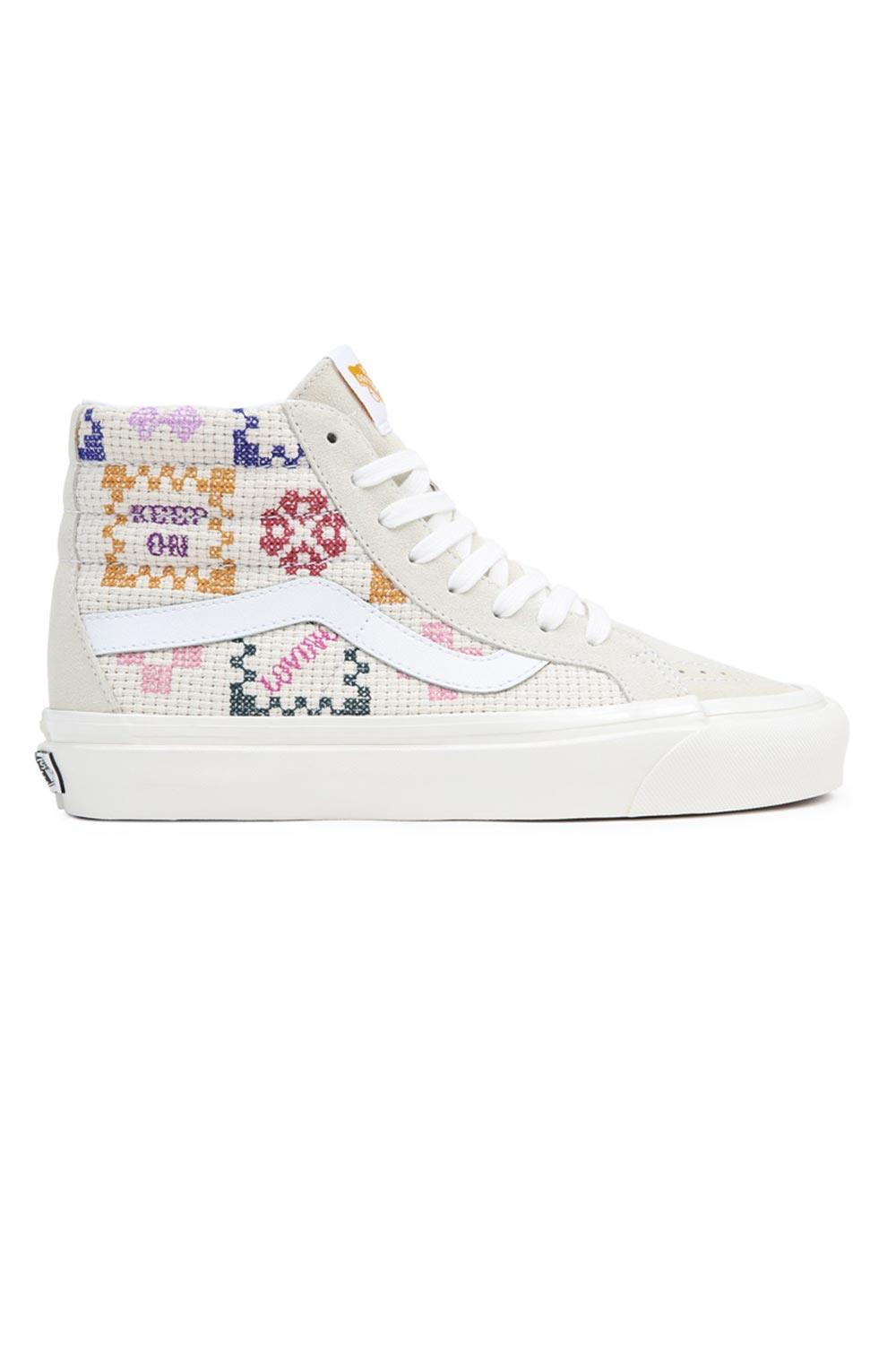 Vans-UA SK8-Hi 38 DX Classic White-Sneakers-1-Milagron.com