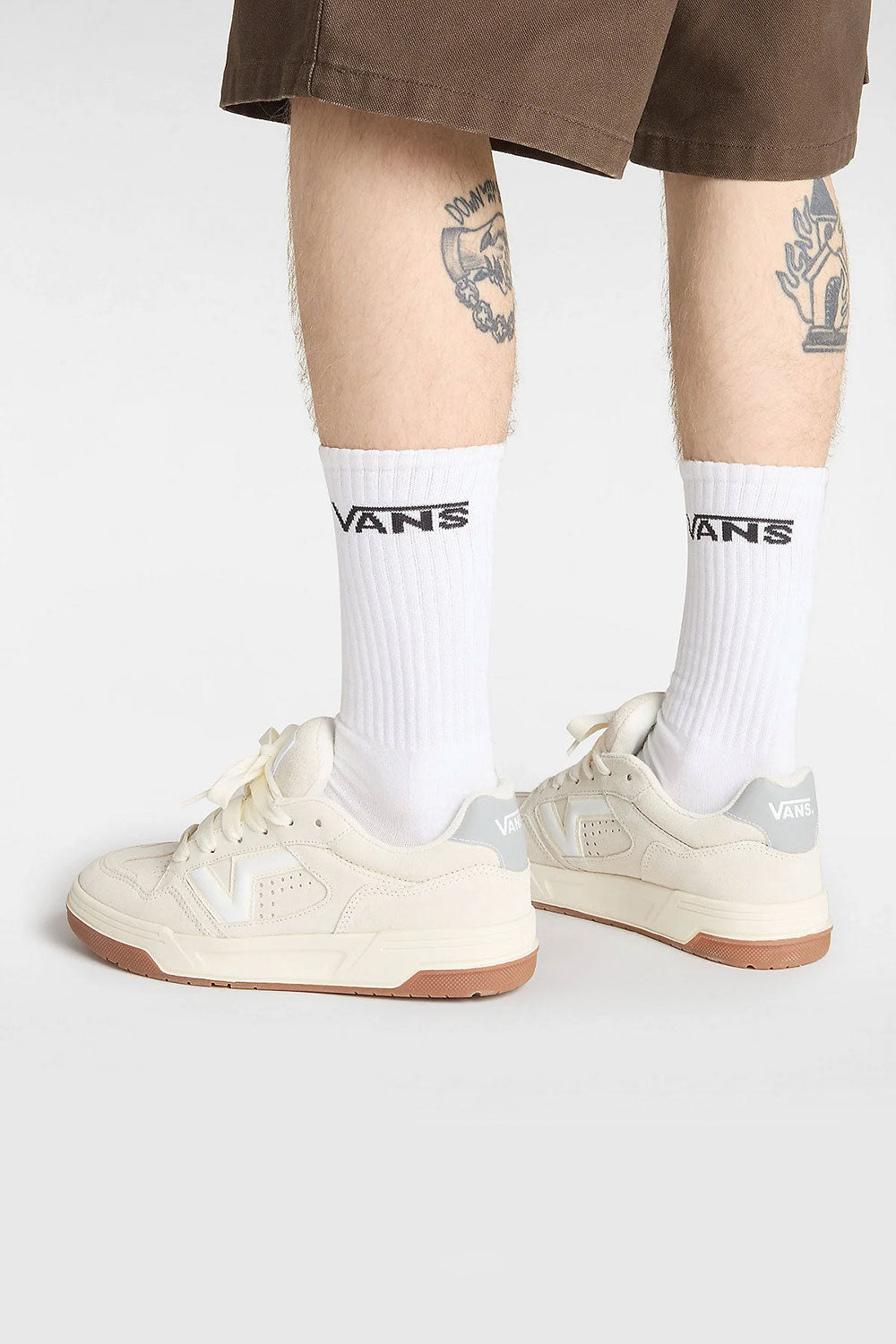 Vans-Upland Reflective Egret-Sneakers-3-Milagron.com