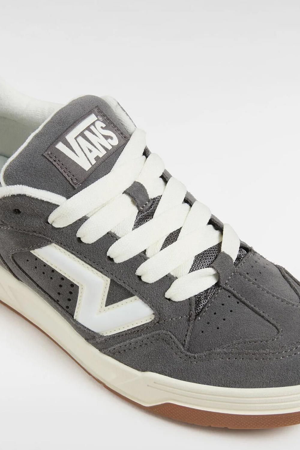 Vans-Upland Reflective Pewter-Sneakers-4-Milagron.com