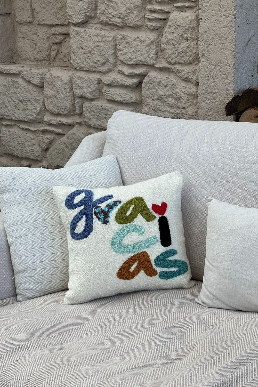 Vapaa-Gracias Kırlent-Kırlent-1-Milagron.com