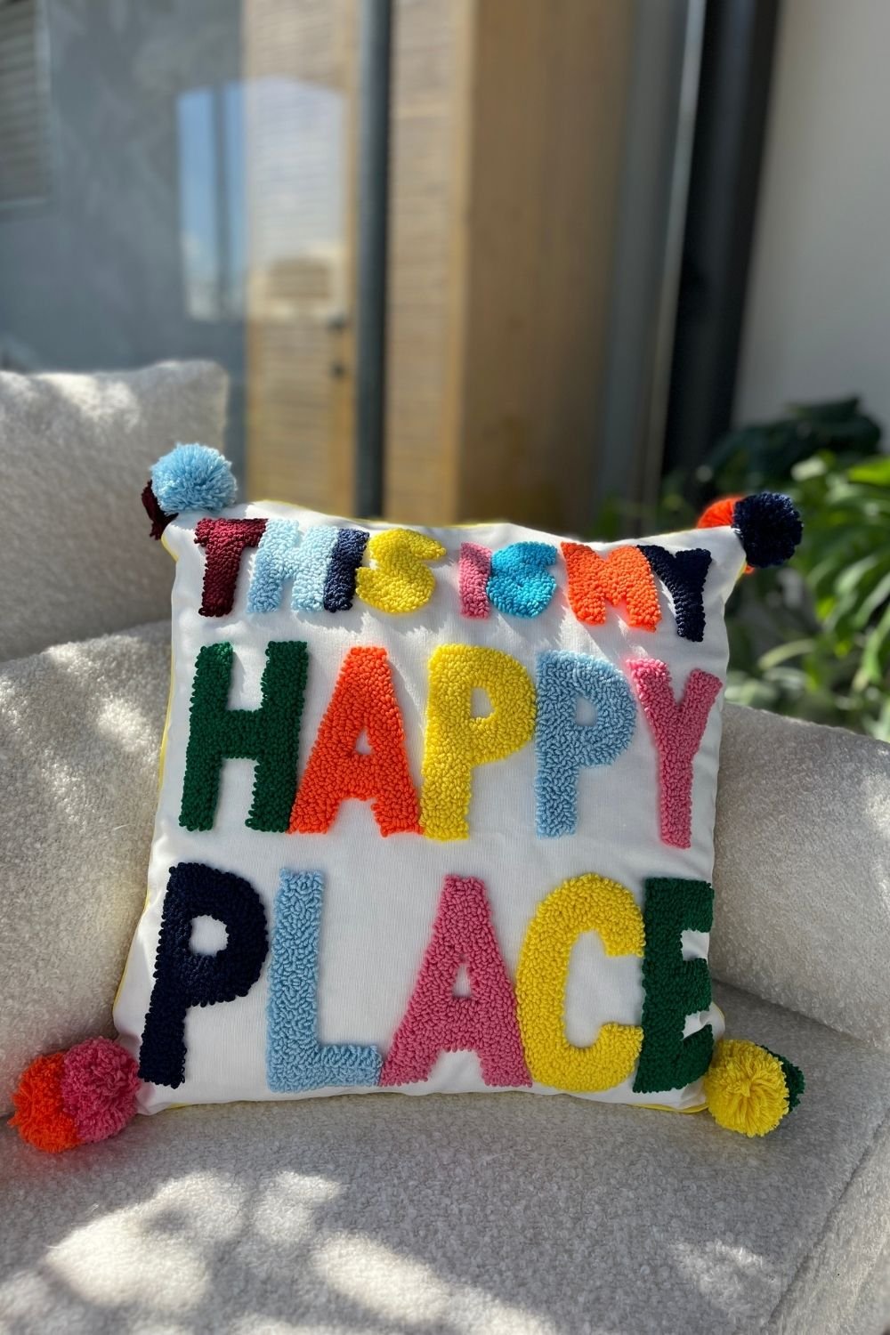 Vapaa-Happy Place Kırlent-Kırlent-2-Milagron.com