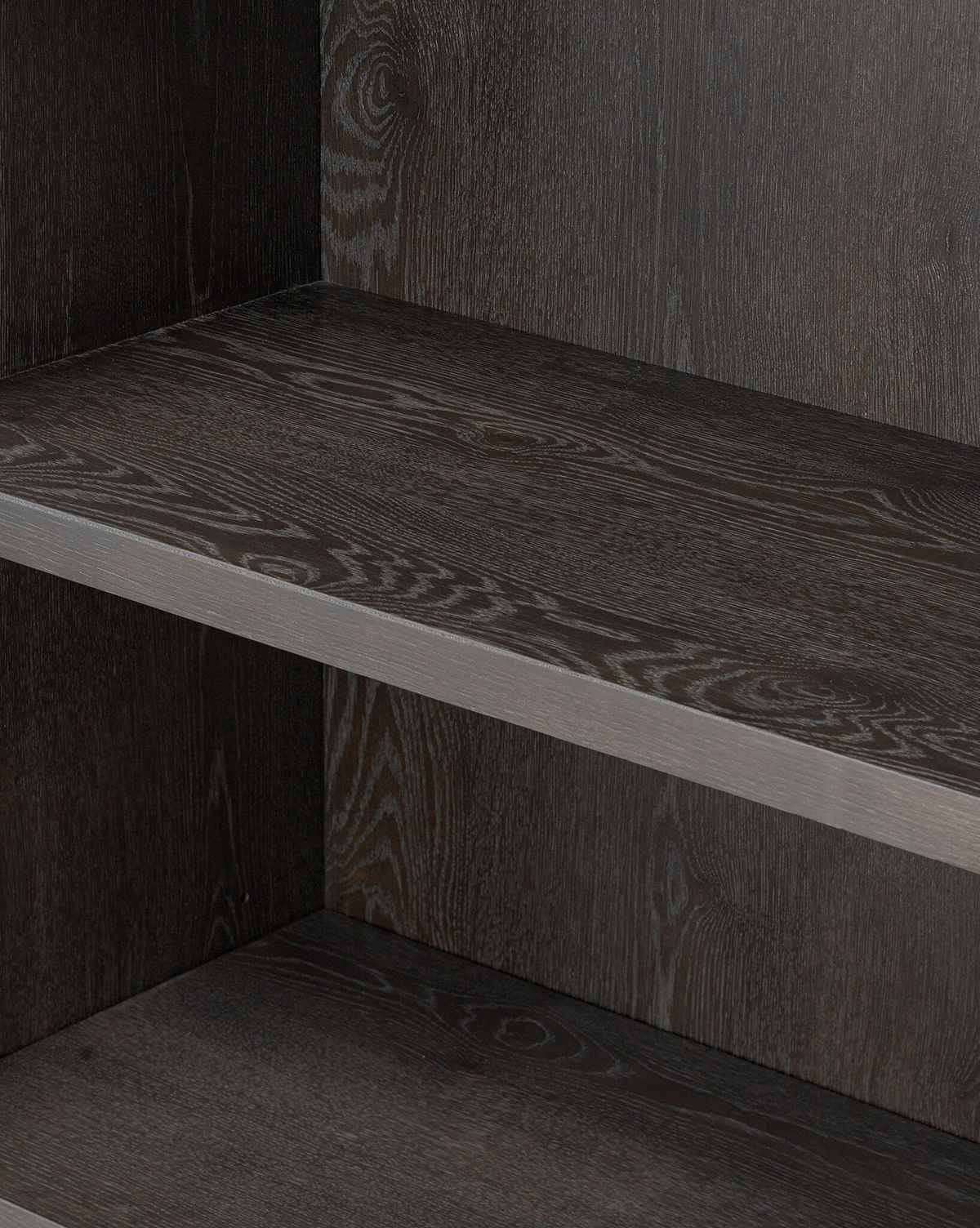Meşe Kabinet Siyah Yıpranmış Cam Kapılı