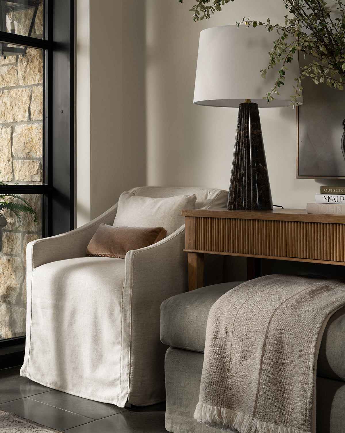 Olivier Slipcover Yemek Koltuğu Kumaş Kaplı