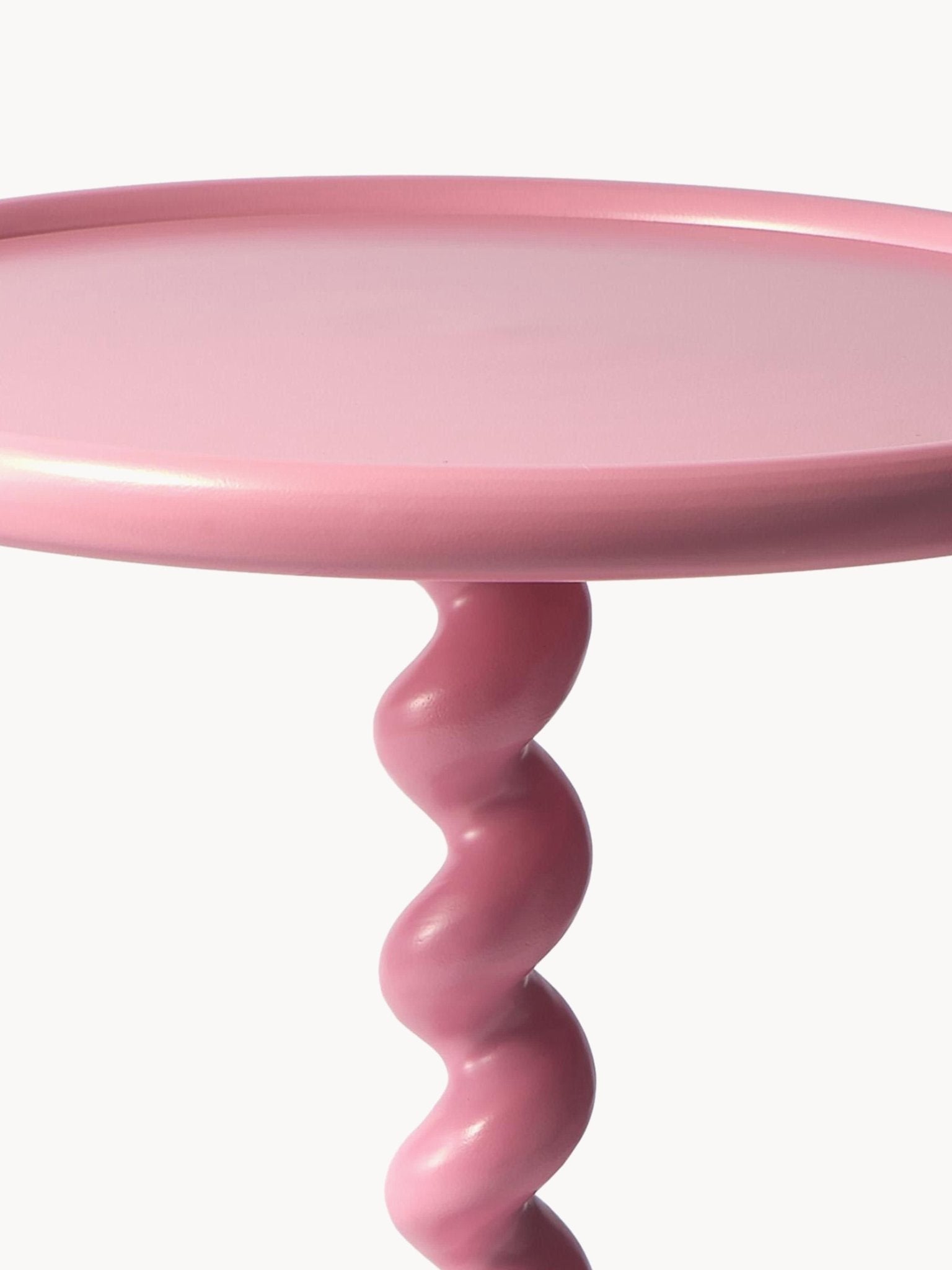 Twister Yuvarlak Yan Sehpa Toz Boyalı Alüminyum Pudra Pembe