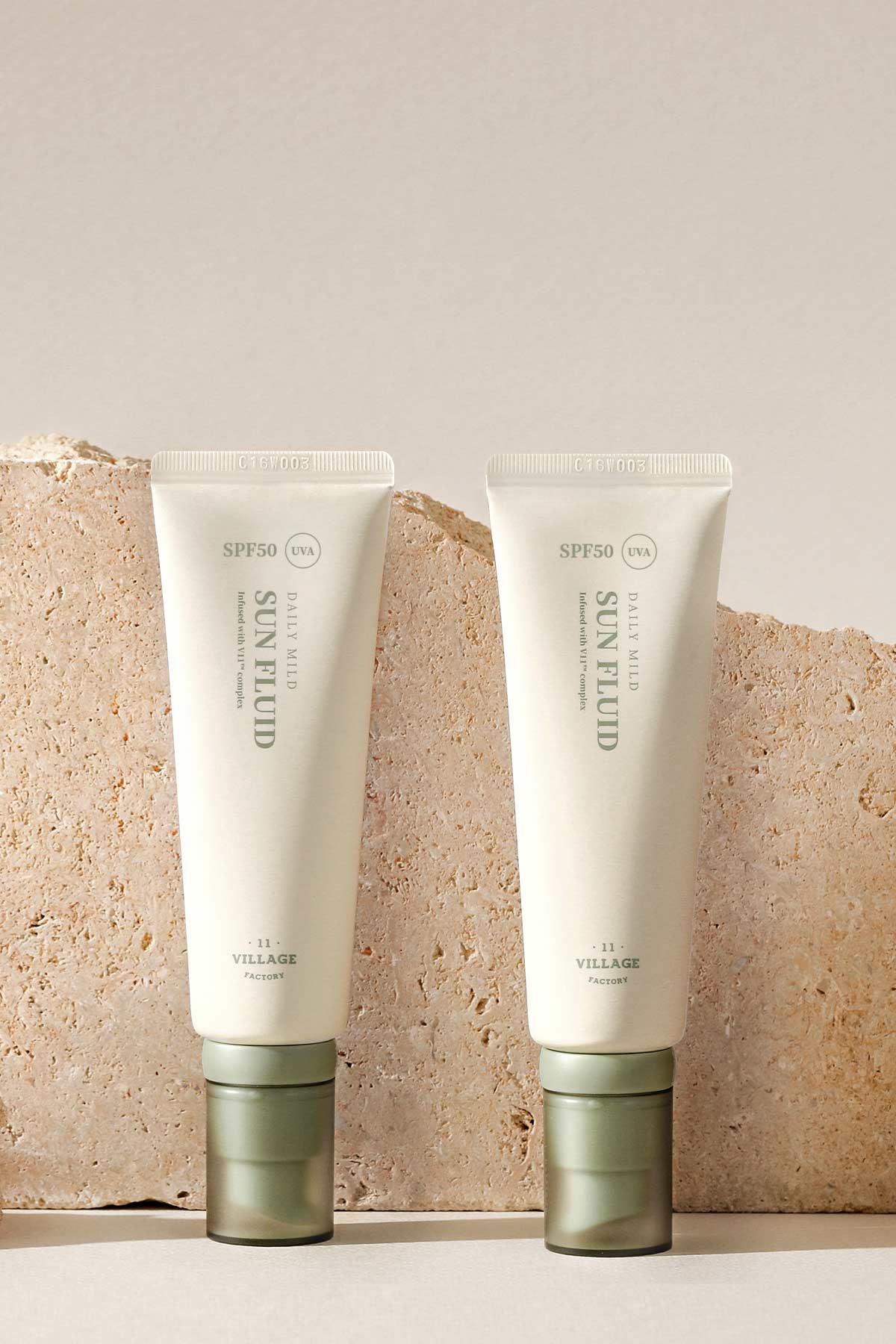 Village 11 Factory-Daily Mild Sun Fluid Spf50+ Pa++++ 50ml Hafif Dokulu Günlük Vegan Güneş Kremi-Güneş Kremi-2-Milagron.com