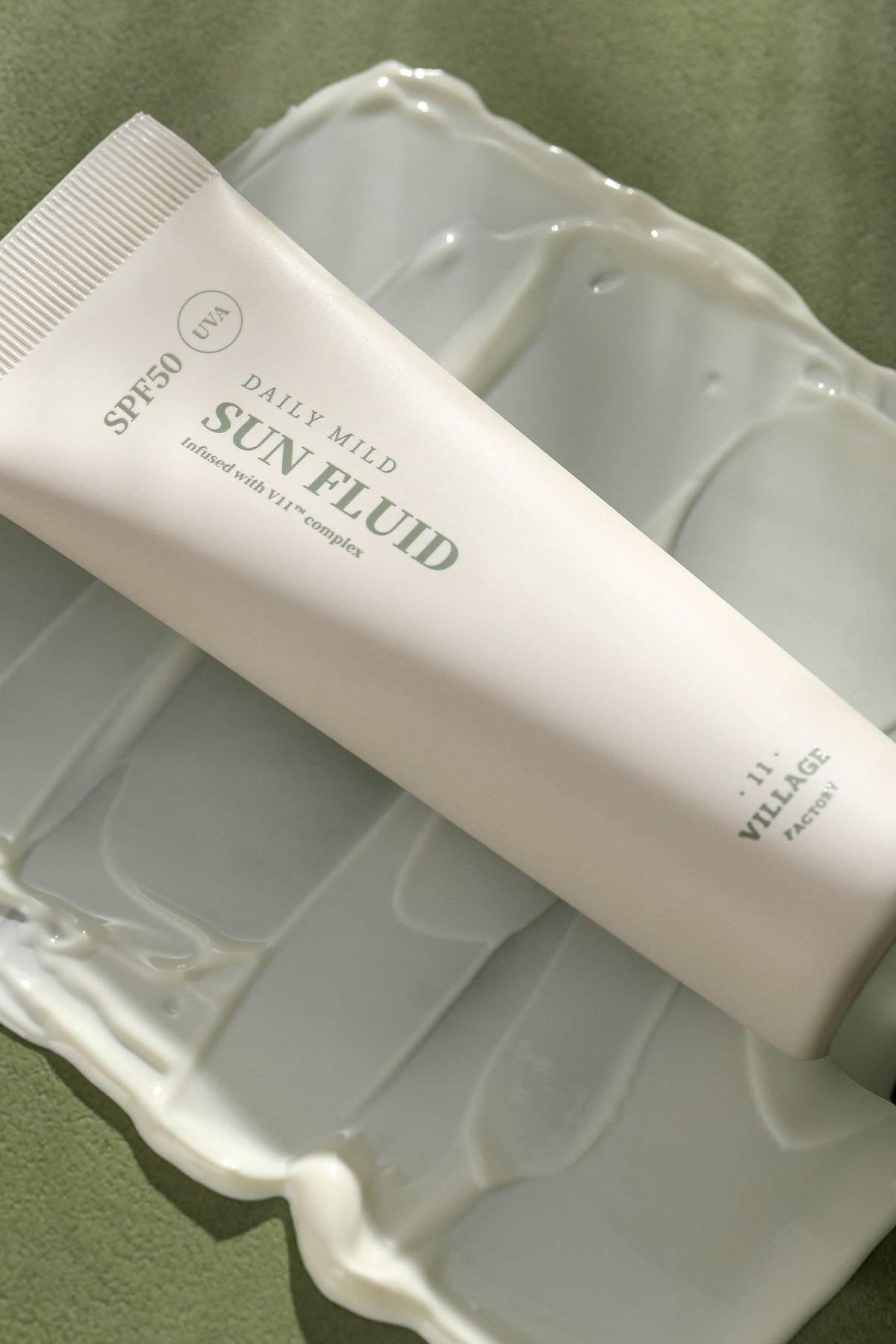 Village 11 Factory-Daily Mild Sun Fluid Spf50+ Pa++++ 50ml Hafif Dokulu Günlük Vegan Güneş Kremi-Güneş Kremi-6-Milagron.com