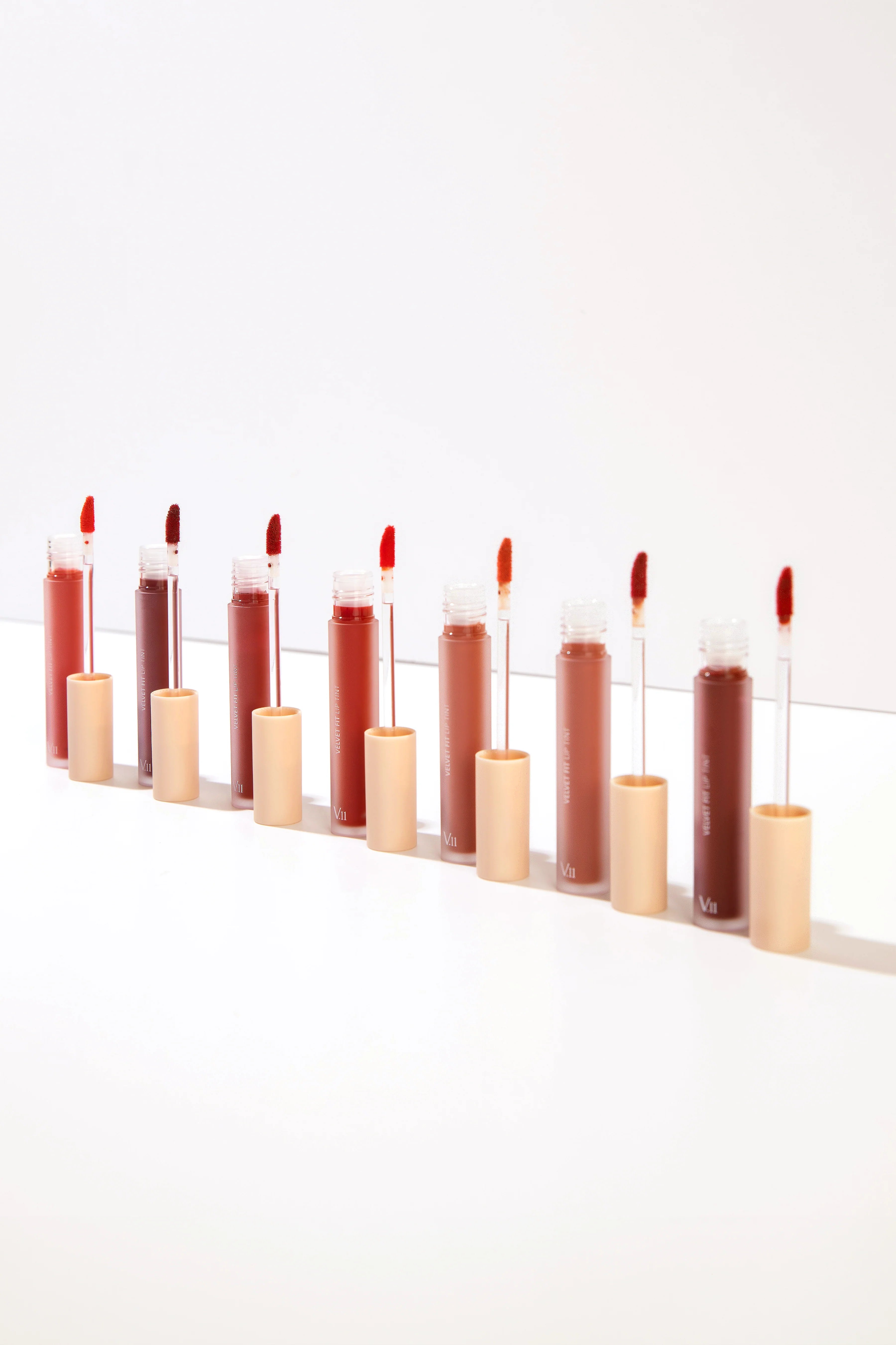 Village 11 Factory Velvet Fit Lip Tint Mood Violet 4.7G - Mat & Kremsi Dudak Tinti