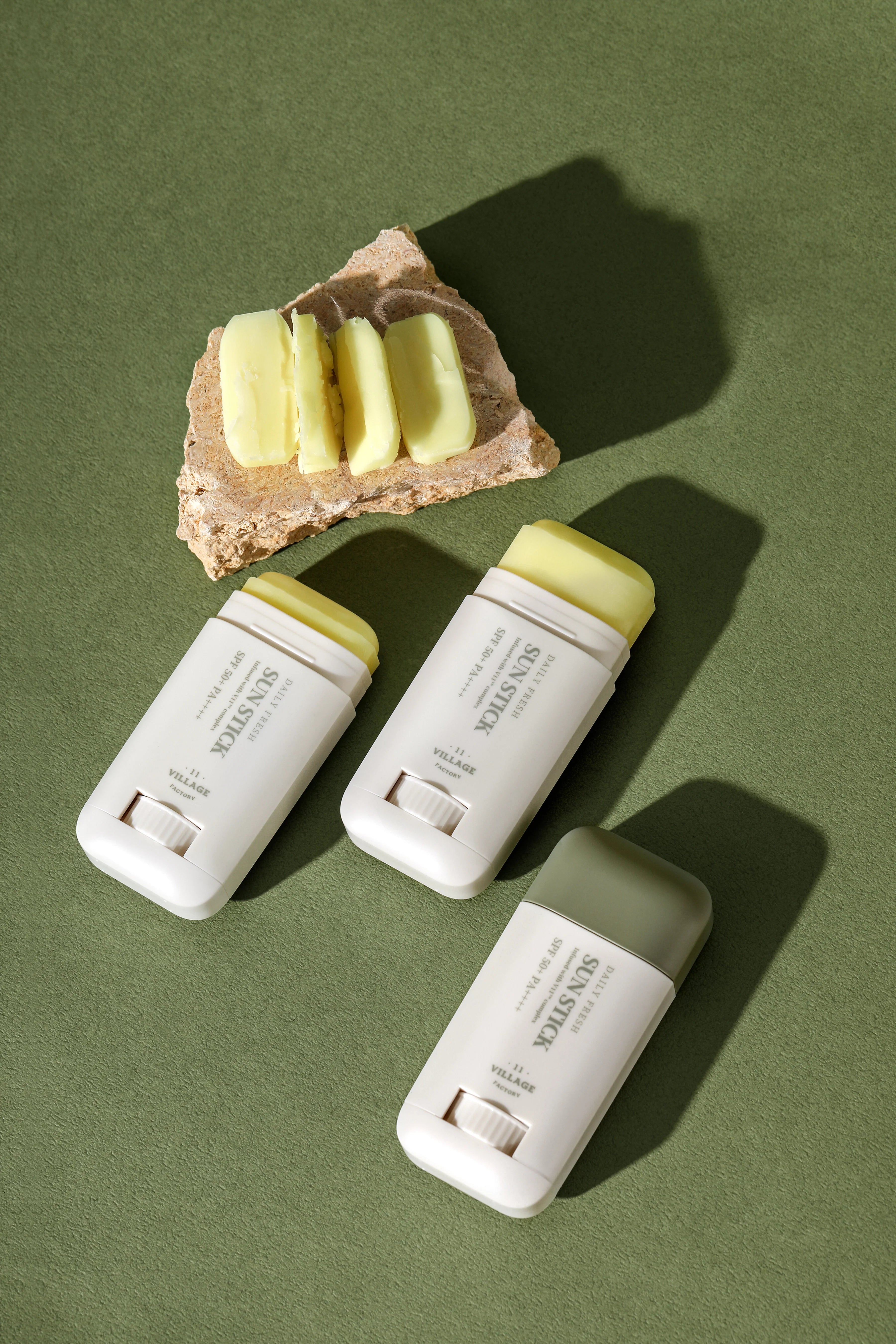Village 11 Factory-Village 11 Factory Daily Fresh Sun Stick Spf50+ Pa++++ 20g Vegan Stick Güneş Koruyucu-Güneş Koruyucu-3-Milagron.com