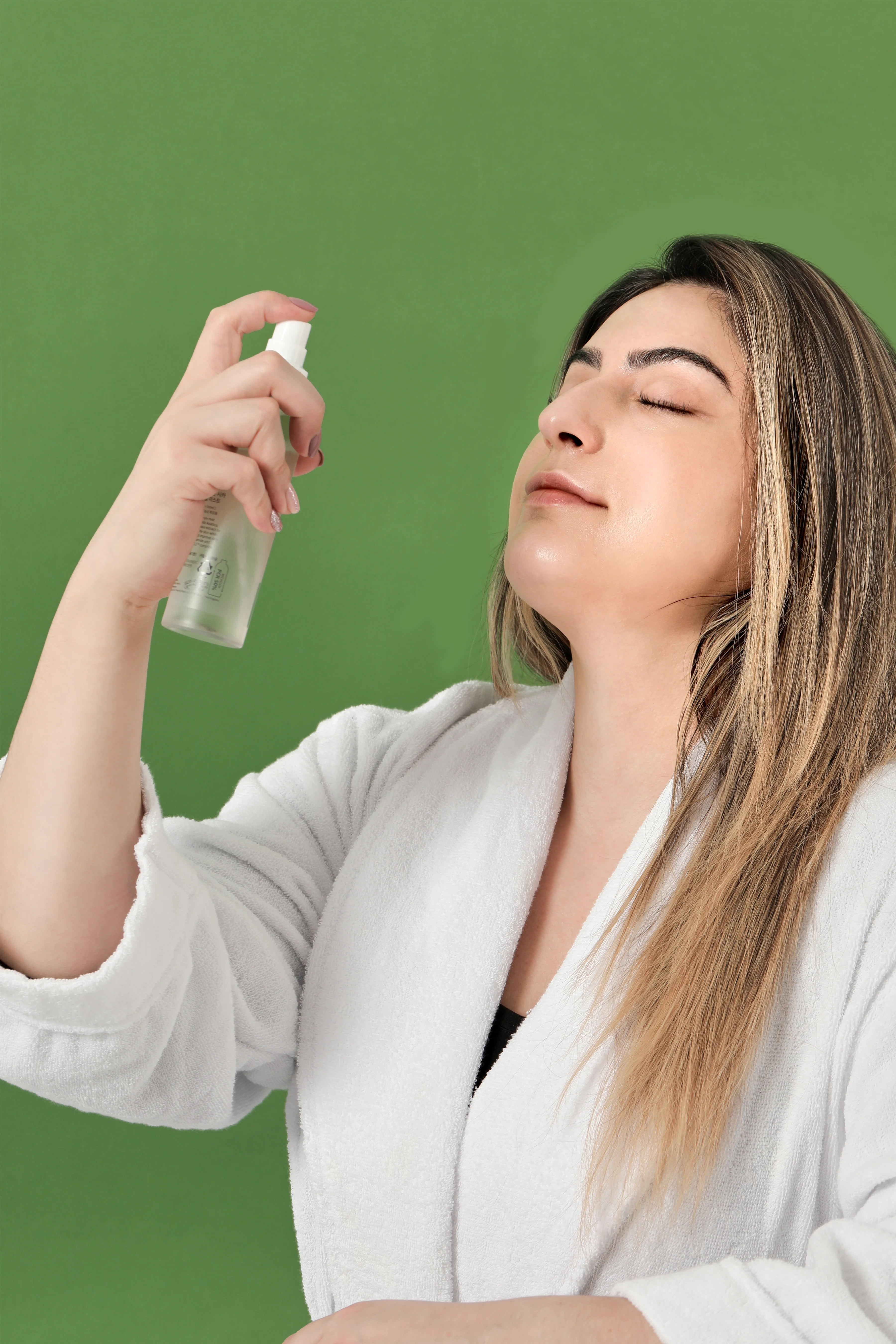 Village 11 Factory-Village 11 Factory Fresh Dewy Green Cica Facial Serum Mist 100ml Onarıcı & Sakinleştirici Vegan Serum Mist-Yüz Serumu-6-Milagron.com