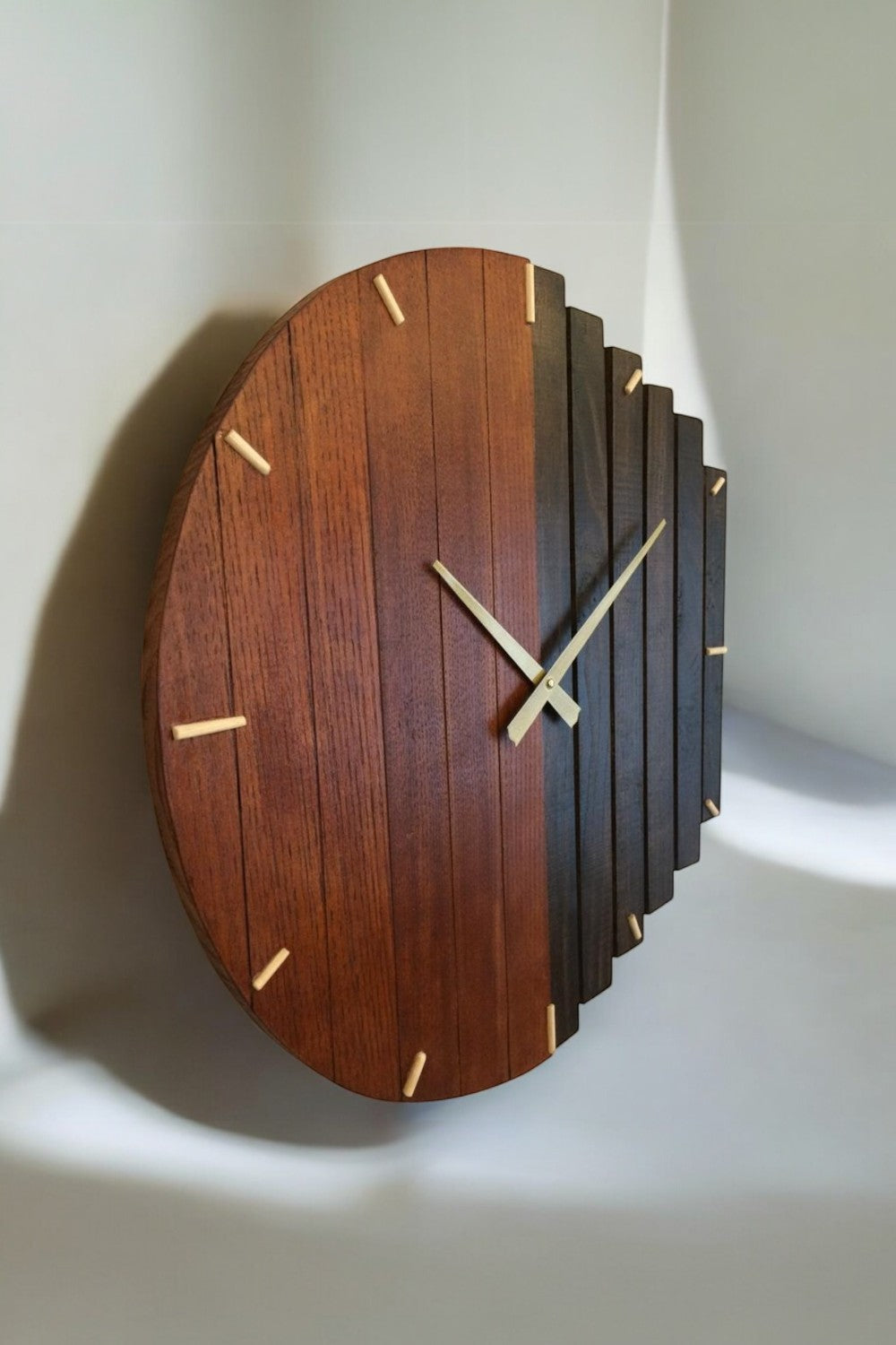 Vune Concept-Aida Endüstriyel Tasarım Ahşap Duvar Saati-Duvar Saati-1-Milagron.com