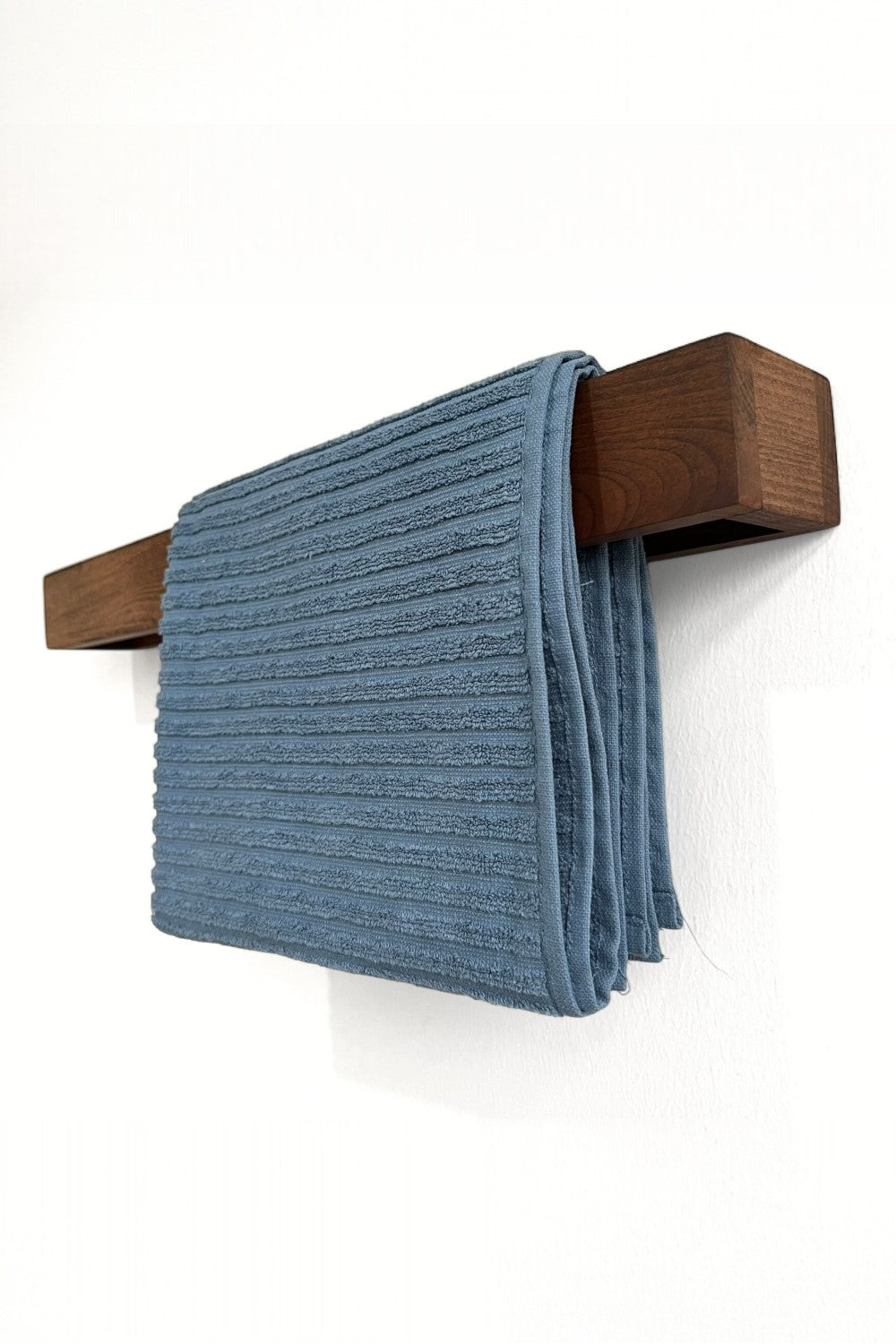 Vune Concept-El Yapımı Ahşap Havluluk - Ceviz Rengi-Banyo Düzenleyicileri-4-Milagron.com