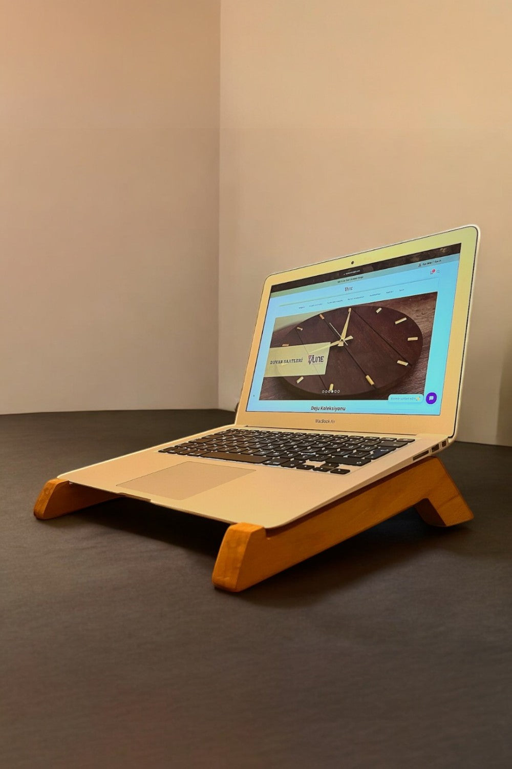 Vune Concept-El Yapımı Ahşap Laptop Standı-Laptop Standı-3-Milagron.com
