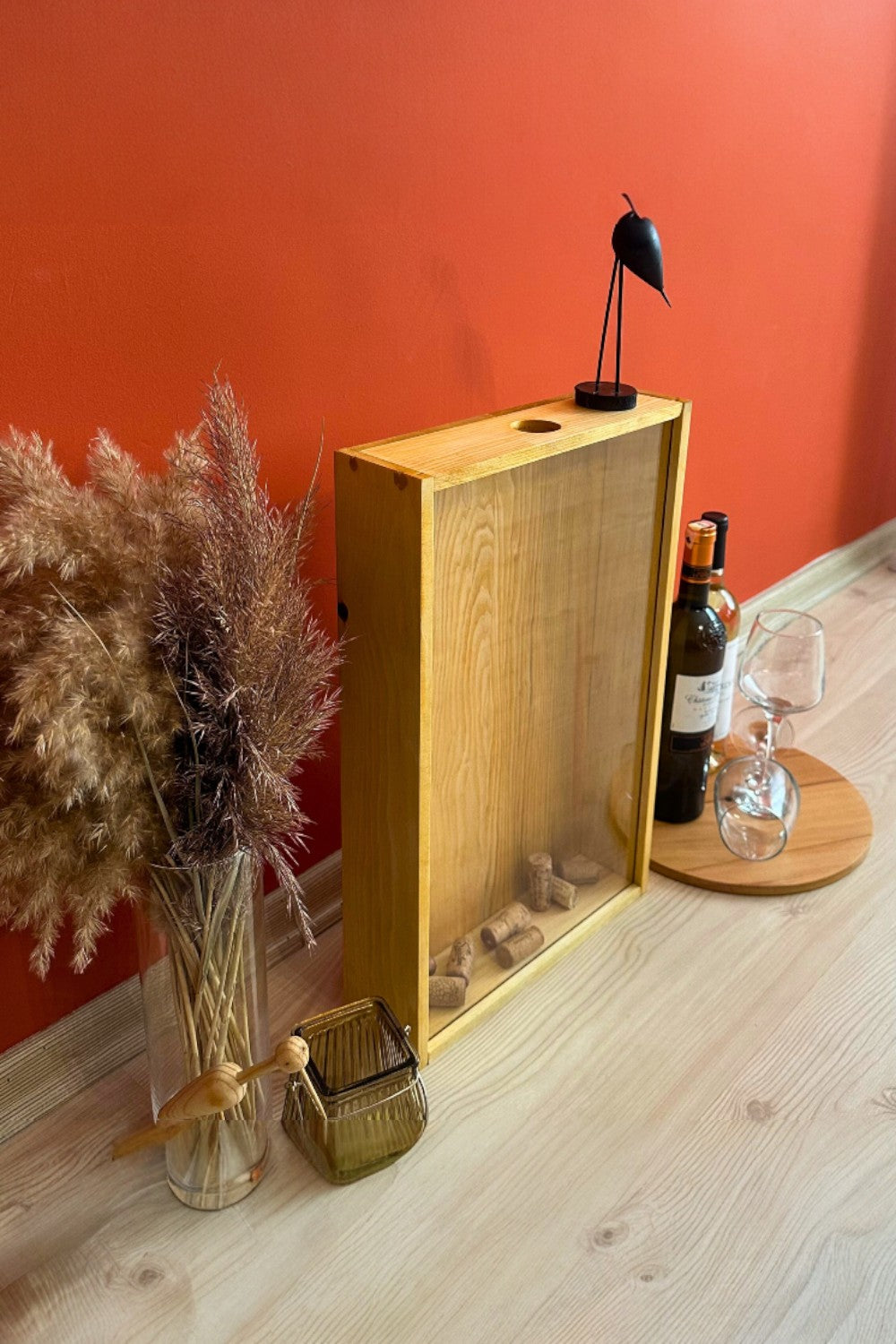 Vune Concept-El Yapımı Ahşap Şarap Mantarı Koleksiyon Kumbarası-Kumbara-4-Milagron.com