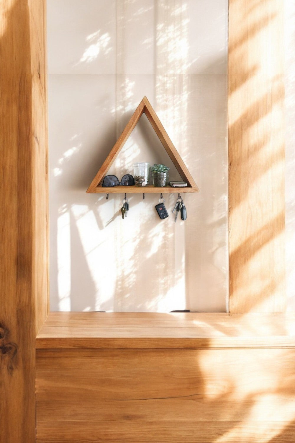 Vune Concept-El Yapımı Ahşap Üçgen Anahtarlık - Raf-Duvar Rafı-2-Milagron.com