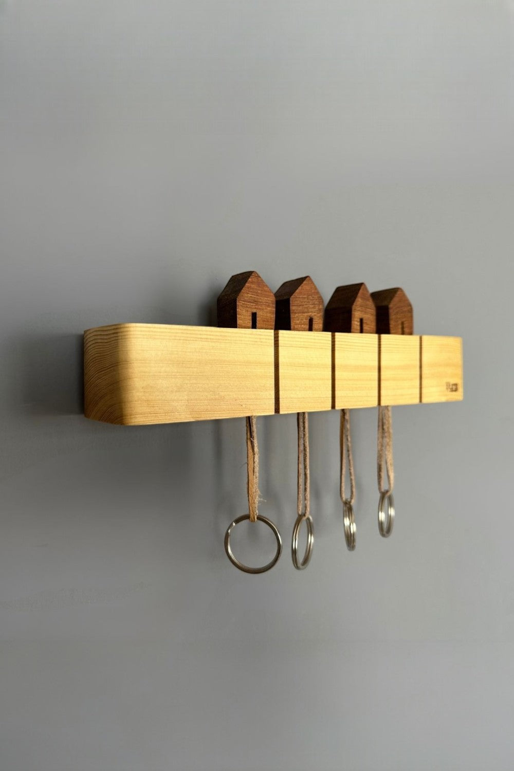 Vune Concept-Merla El Yapımı Ahşap Anahtarlık-Duvar Rafı-7-Milagron.com