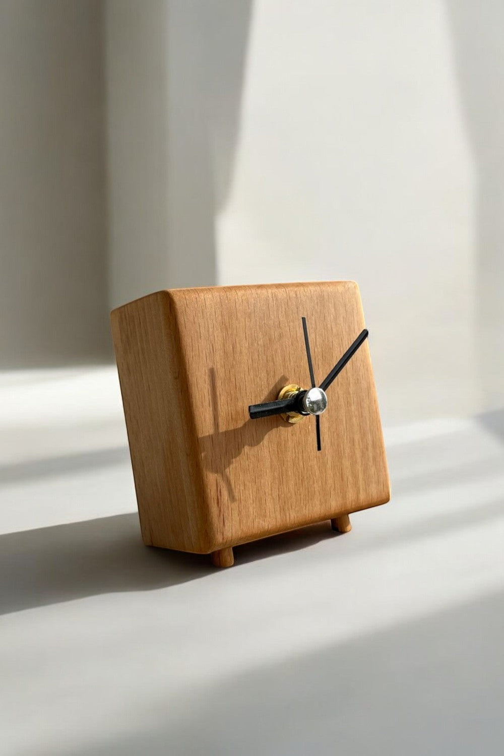 Vune Concept-Minyon El Yapımı Masif Masa Saati-Masa Saati-5-Milagron.com