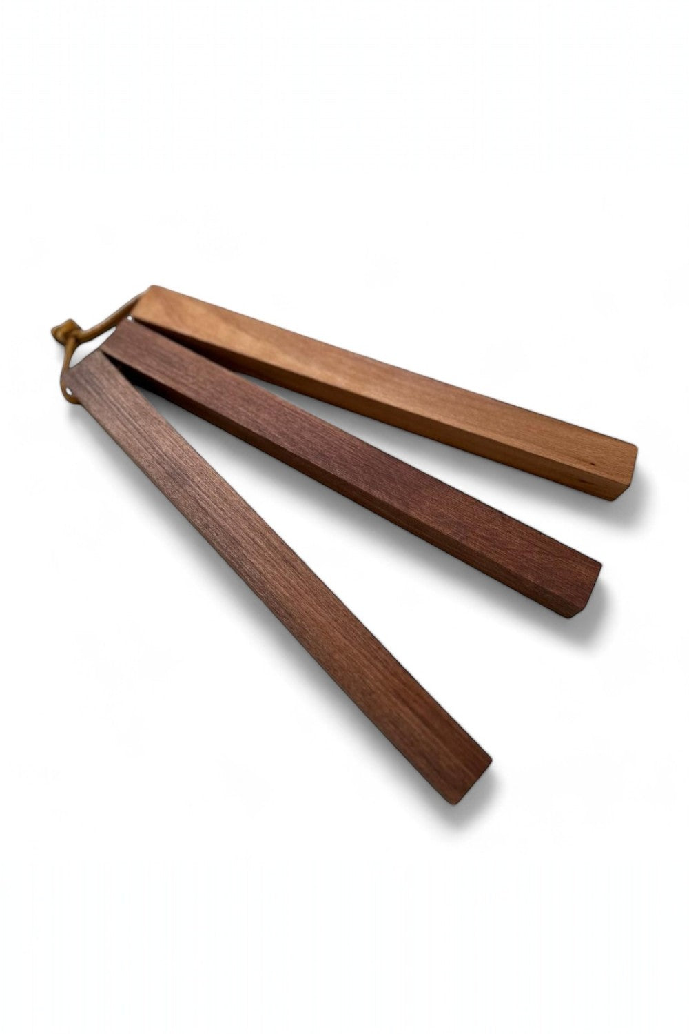 Vune Concept-Regla El Yapımı Deri Detaylı Ahşap Nihale - Medium-Sunum Aksesuarları-1-Milagron.com