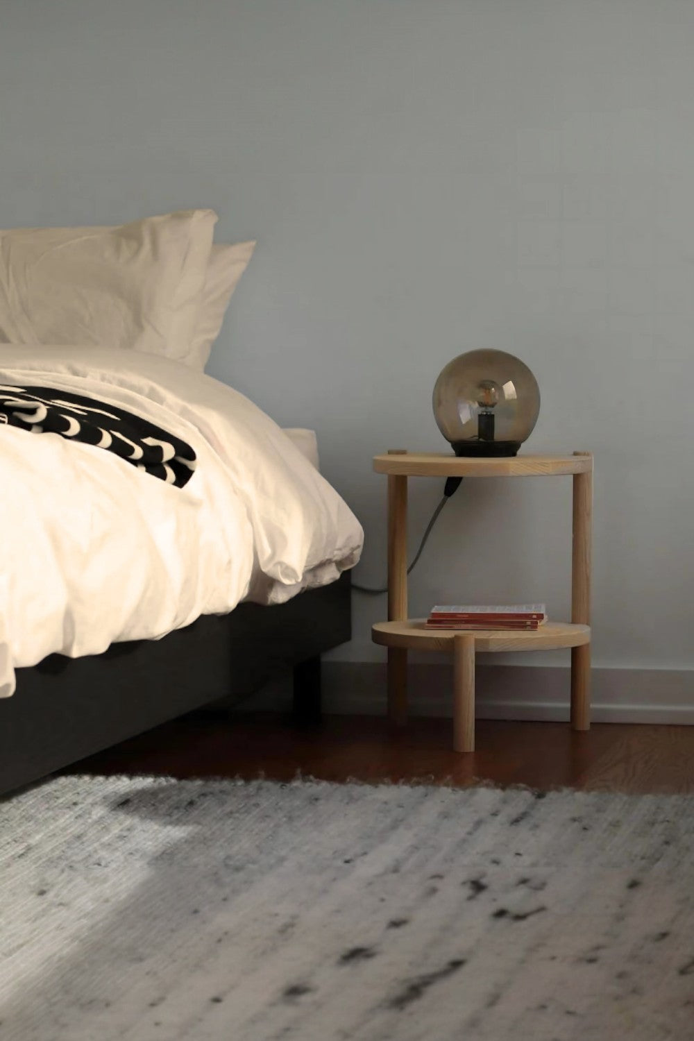 Vune Concept-Sobe El Yapımı Masif Ahşap Yan Sehpa Ve Komodin-Sehpa-2-Milagron.com