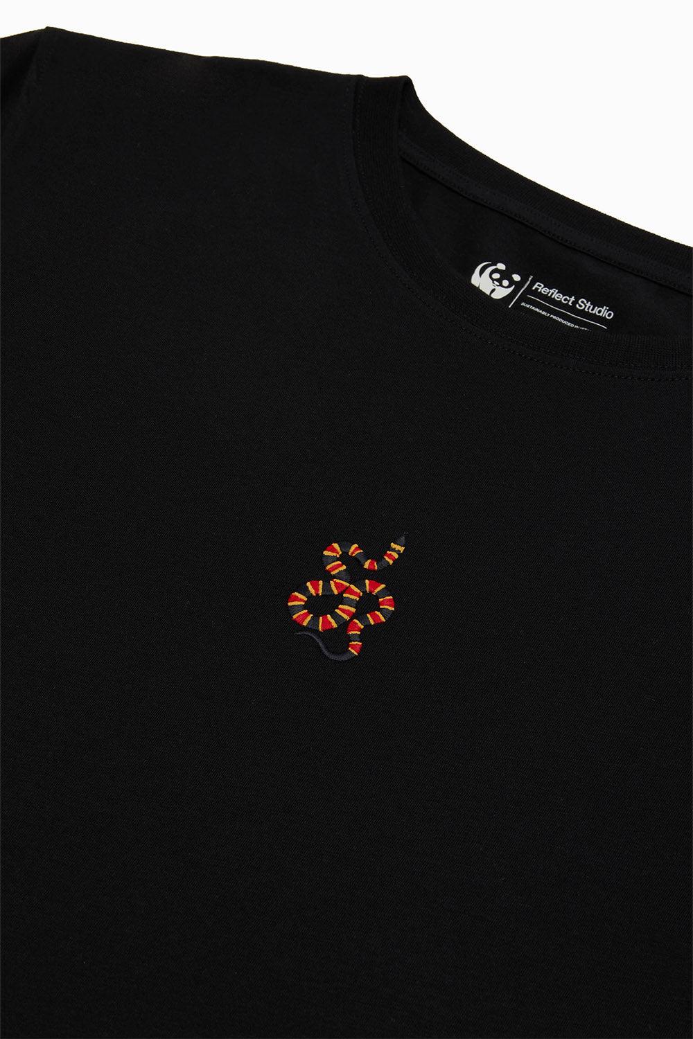 WWF Market-Mercan Yılanı T-shirt - Siyah-T-Shirts-4-Milagron.com