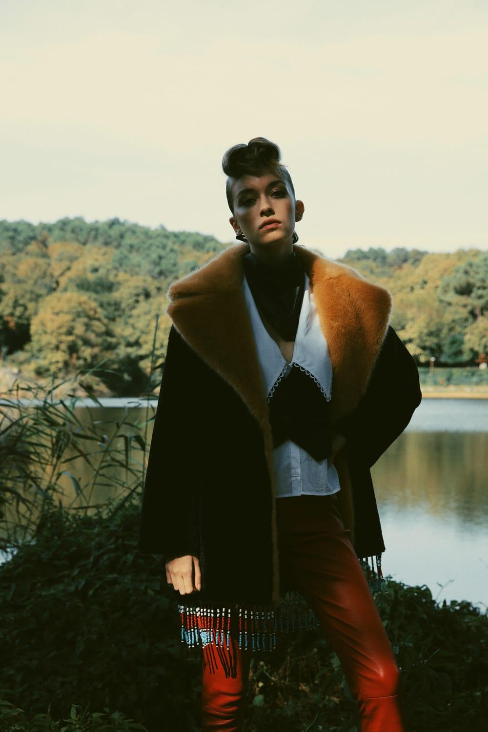 Wayt-Texas Boncuklu ve Nakışlı Siyah Suni Kürk Kaban-Kaban-3-Milagron.com