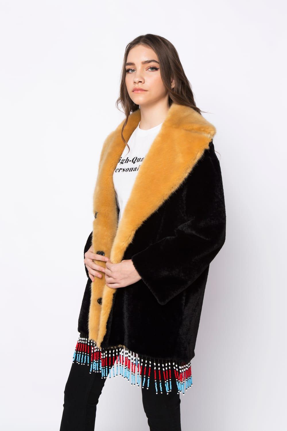 Wayt-Texas Boncuklu ve Nakışlı Siyah Suni Kürk Kaban-Kaban-6-Milagron.com