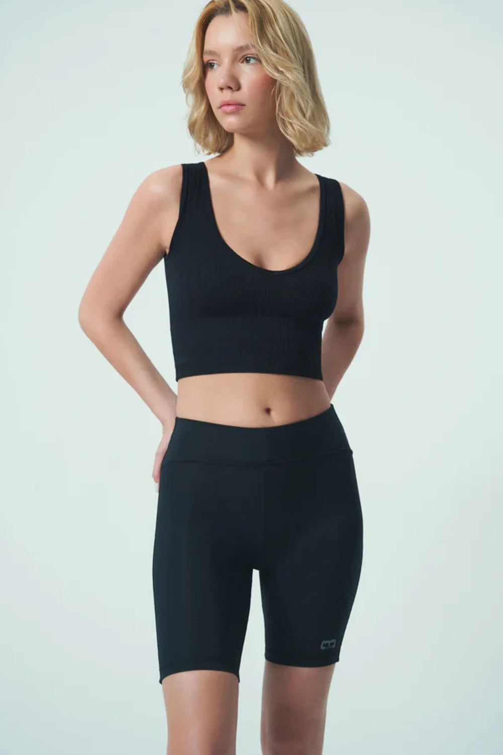 Wear Three Points-Secret Crop-Crop Top-2-Milagron.com
