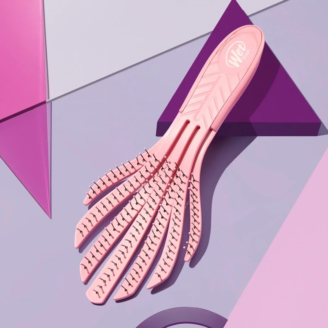 Wet Brush Go Green Kıvırcık Saçlara Özel Dolaşık Açıcı Saç Fırçası Pembe