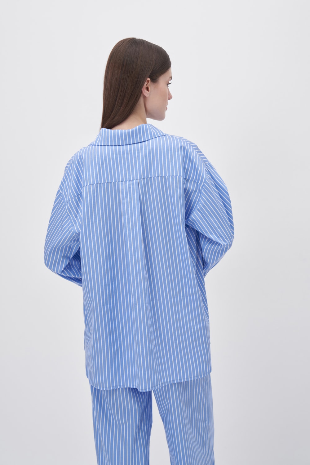 Wingcott-Çift Düğmeli V Yaka Gömlek-Gömlek-10-Milagron.com