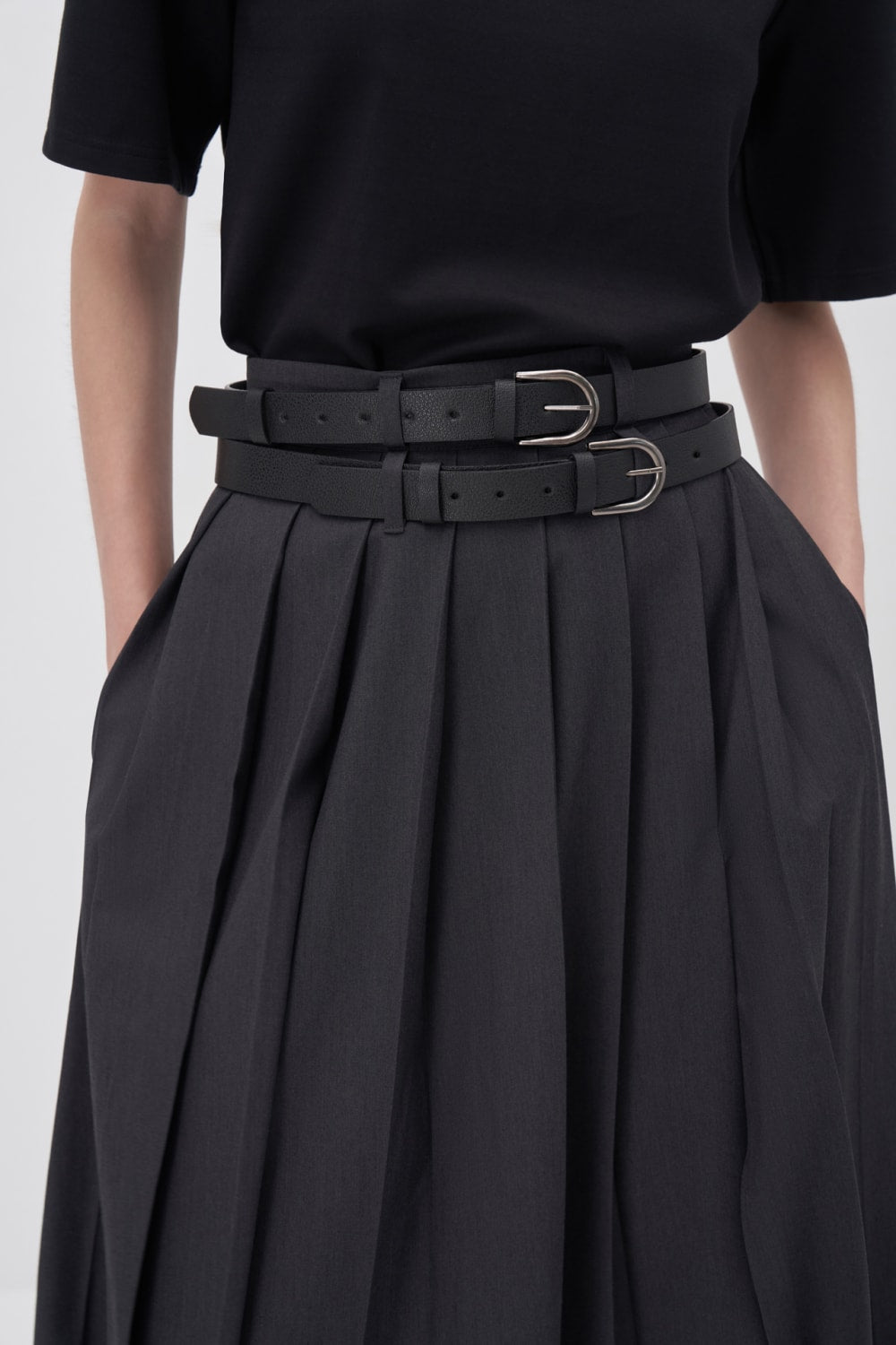 Wingcott-Pileli Yırtmaç Ve Cep Detaylı Uzun Etek-Etek-4-Milagron.com