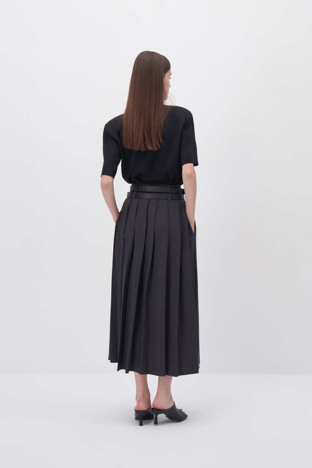 Wingcott-Pileli Yırtmaç Ve Cep Detaylı Uzun Etek-Etek-5-Milagron.com