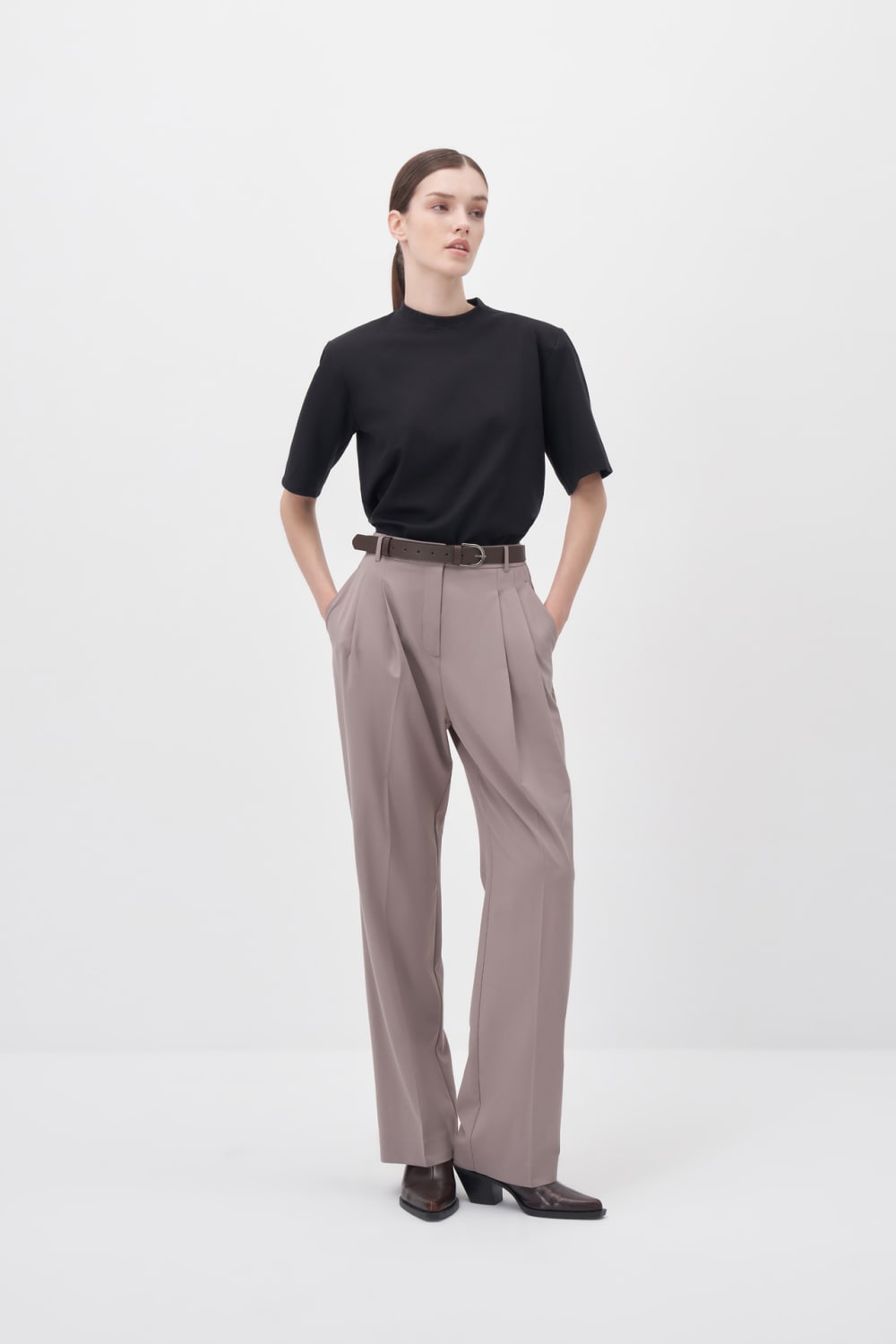 Wingcott-Vizon Çift Pileli Geniş Kesim Pantolon-Pantolon-1-Milagron.com