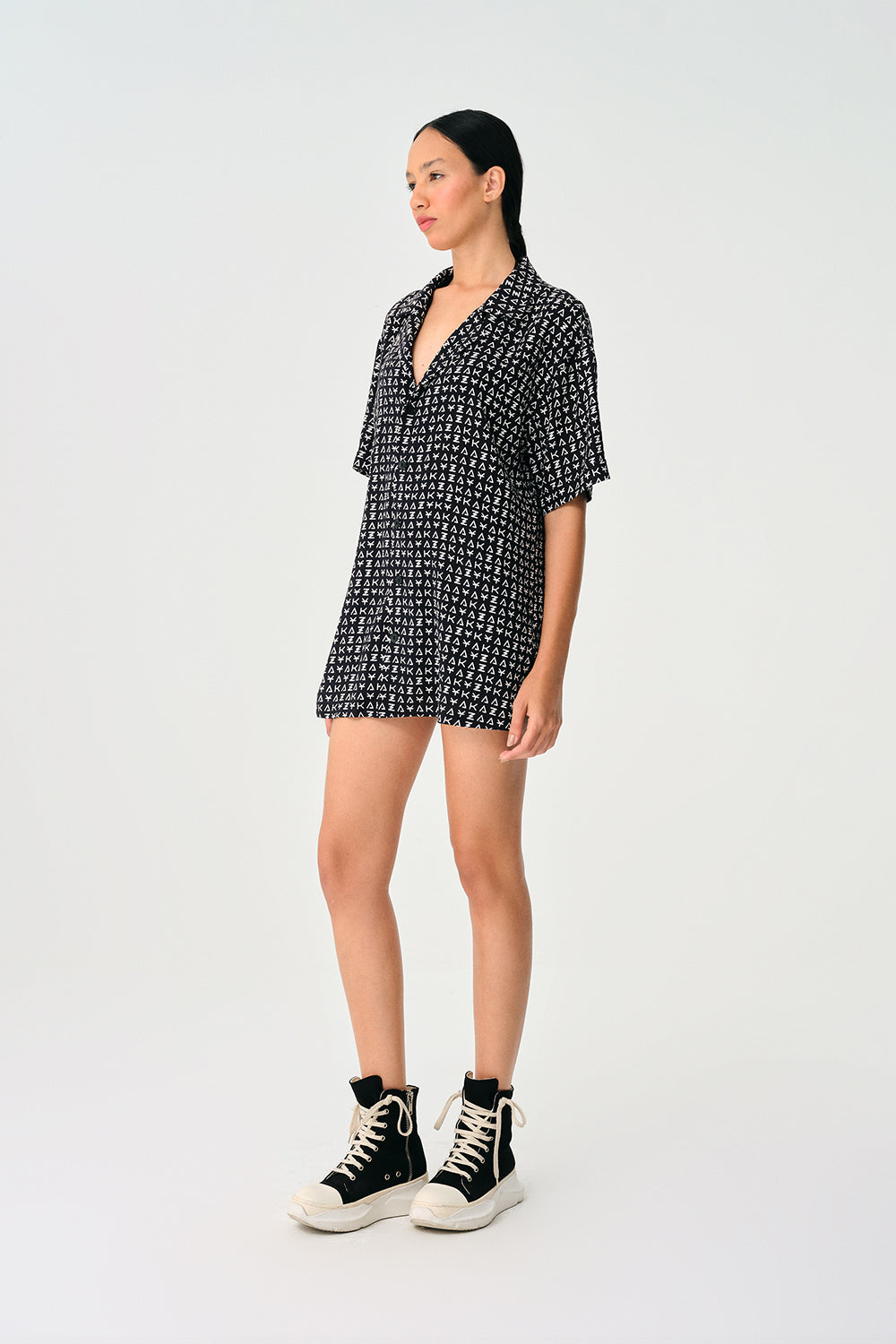 Yakaza Studio-Gömlek Monogram-Gömlek-3-Milagron.com