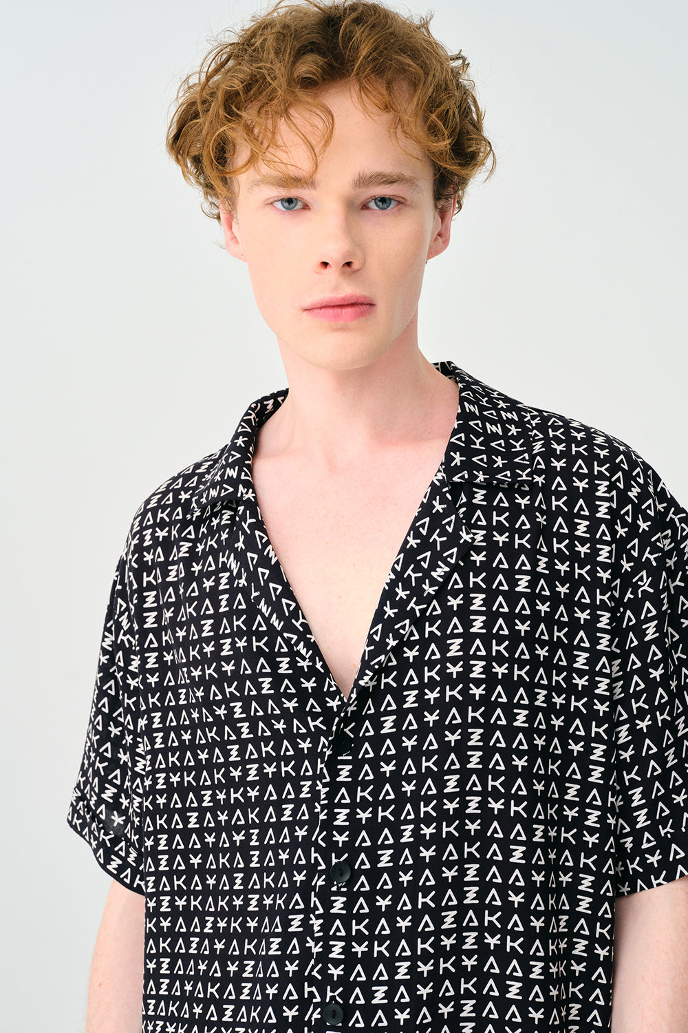 Yakaza Studio-Gömlek Monogram-Gömlek-4-Milagron.com