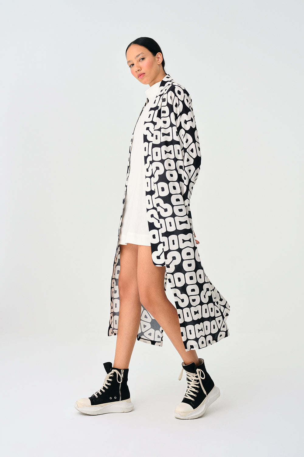 Yakaza Studio-Kimono Jukurrpa-Kimono-2-Milagron.com