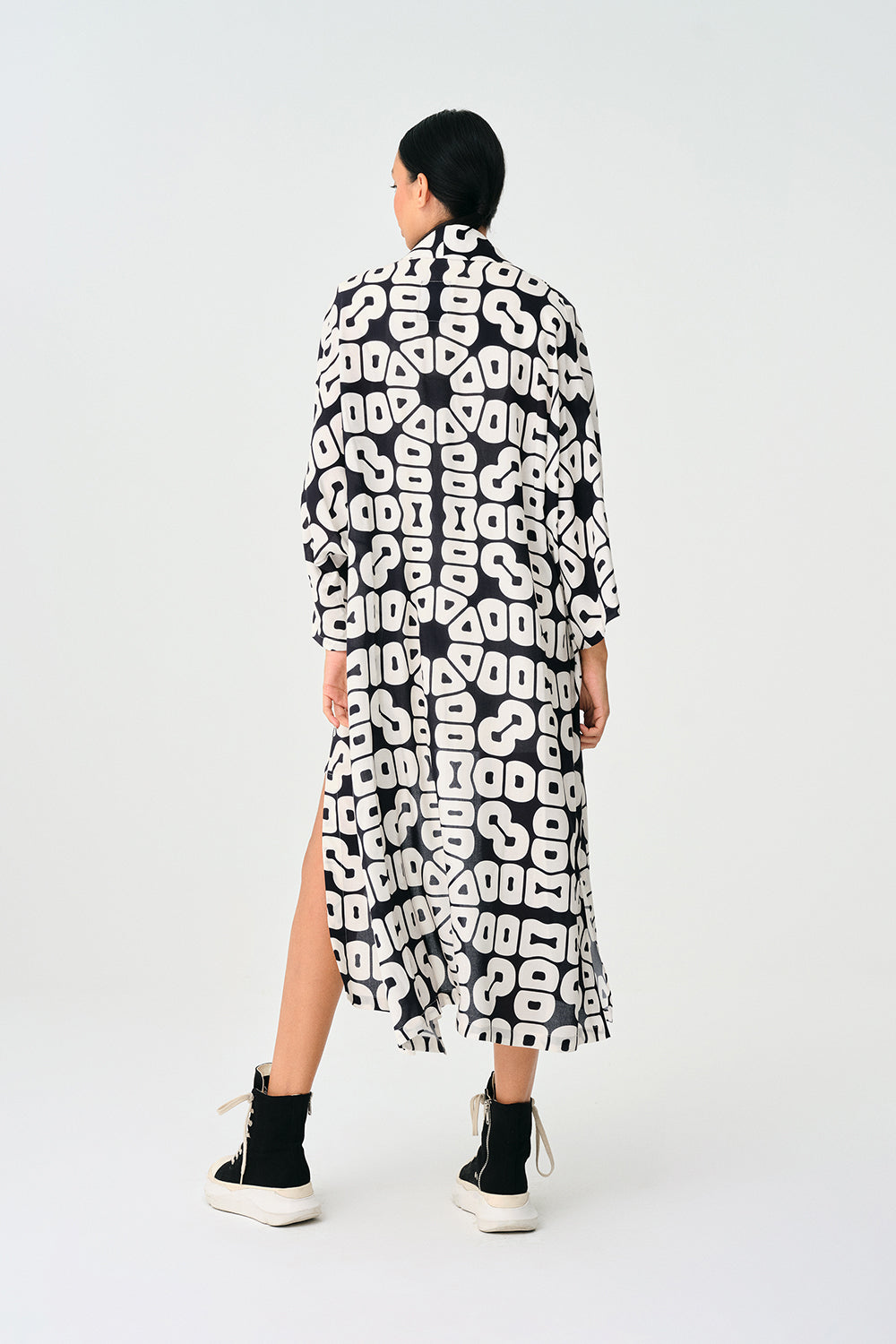 Yakaza Studio-Kimono Jukurrpa-Kimono-3-Milagron.com