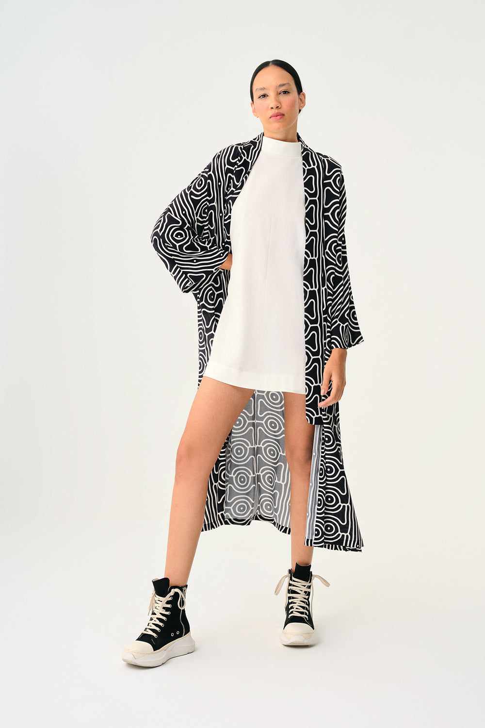 Yakaza Studio-Kimono Maji-Kimono-2-Milagron.com