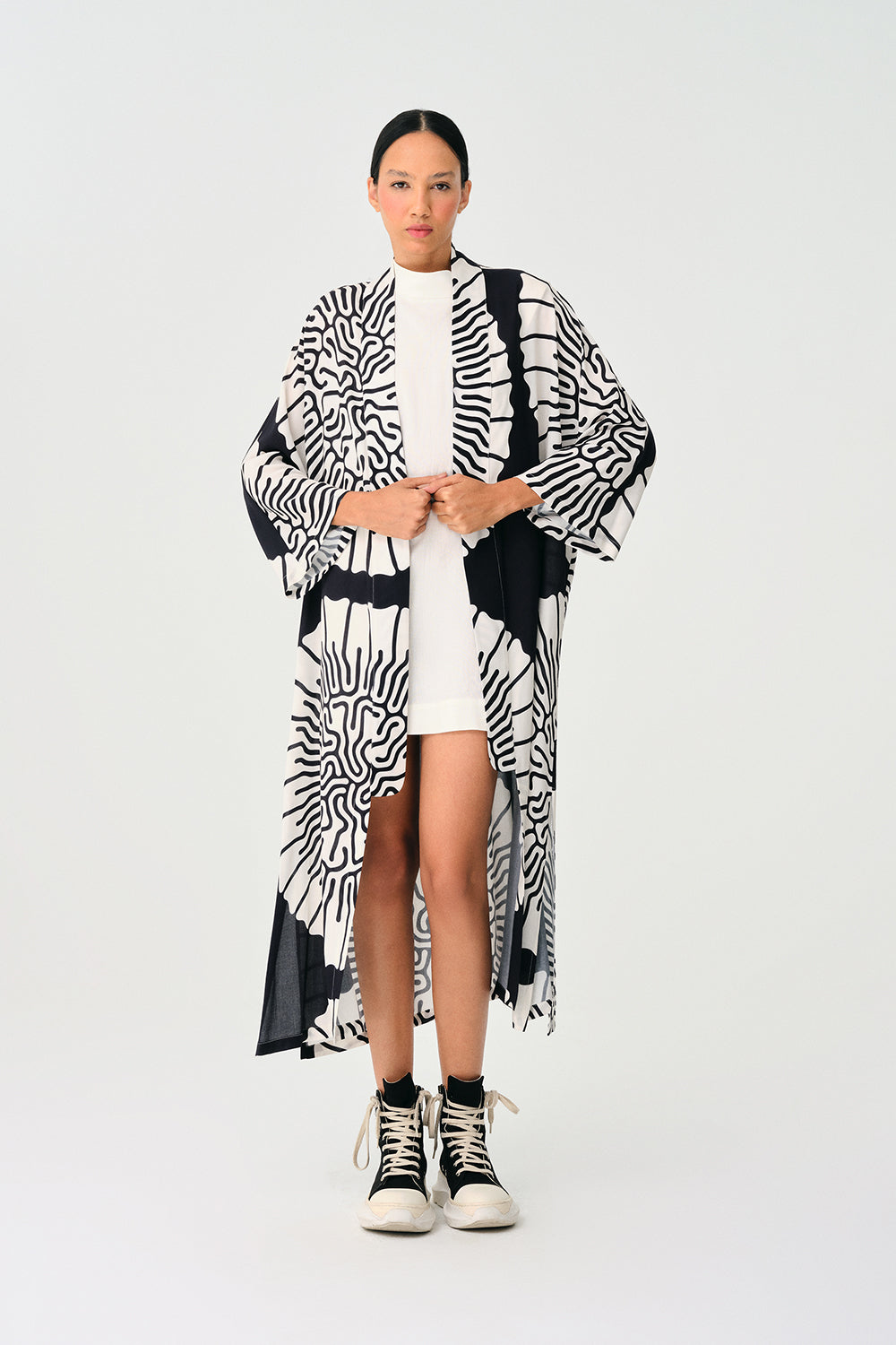 Yakaza Studio-Kimono Seiwa-Kimono-3-Milagron.com