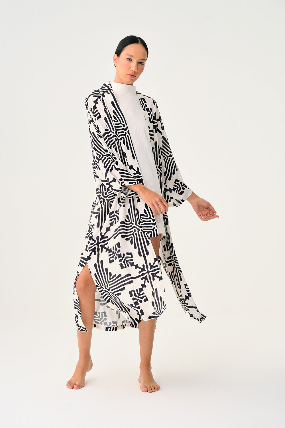 Yakaza Studio-Kimono Xochitl-Kimono-1-Milagron.com