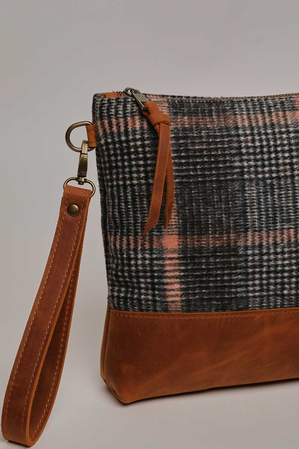 Yoyo Store-Mimosa Clutch Gray-Clutch-4-Milagron.com