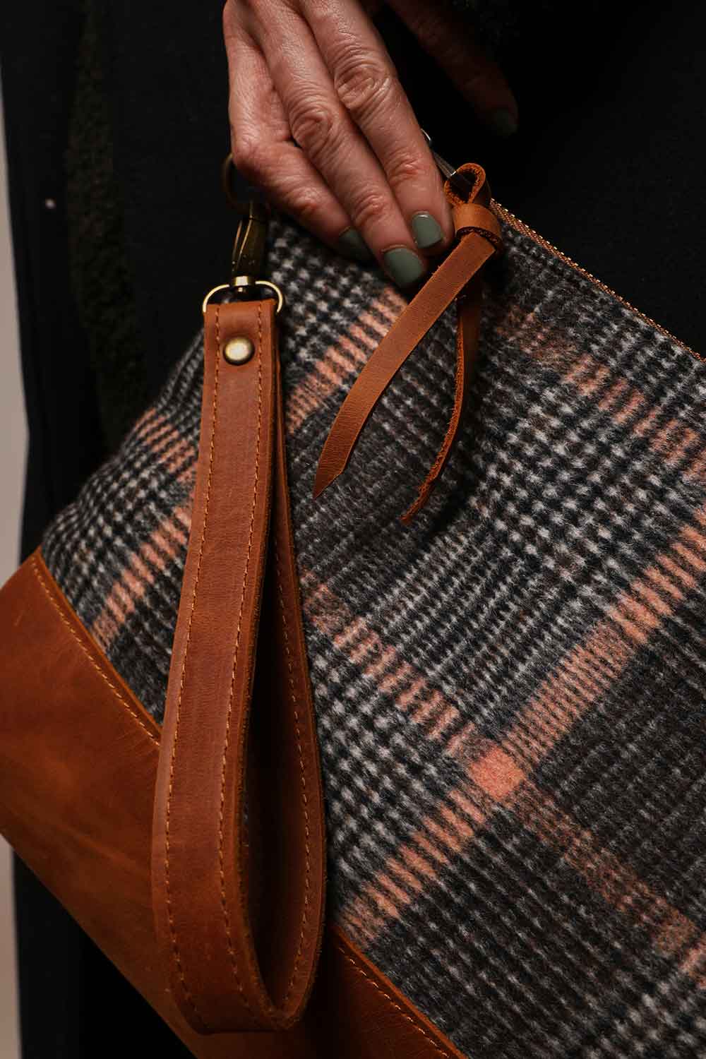 Yoyo Store-Mimosa Clutch Gray-Clutch-5-Milagron.com