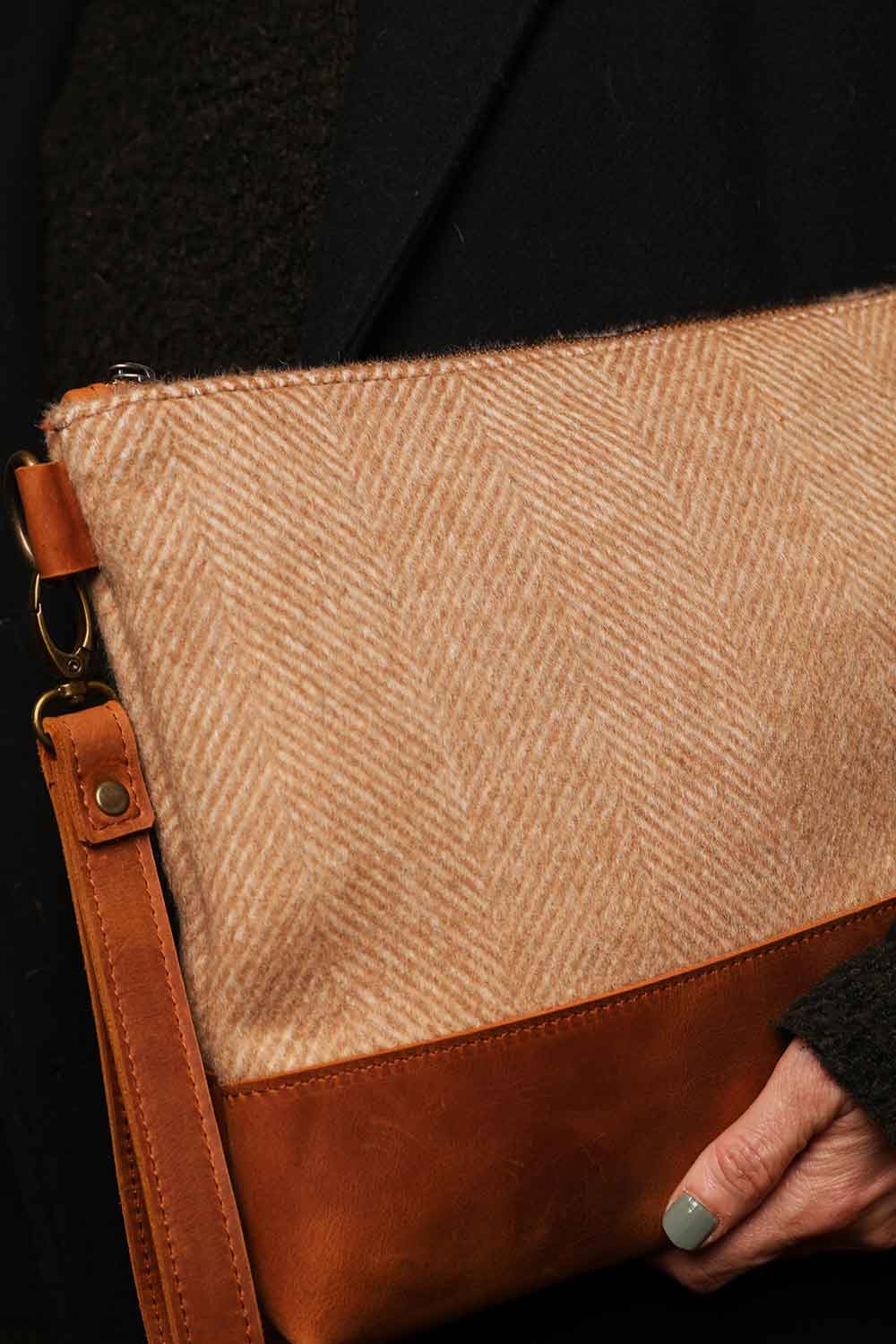 Yoyo Store-Mimosa Clutch Yellow-Clutch-6-Milagron.com