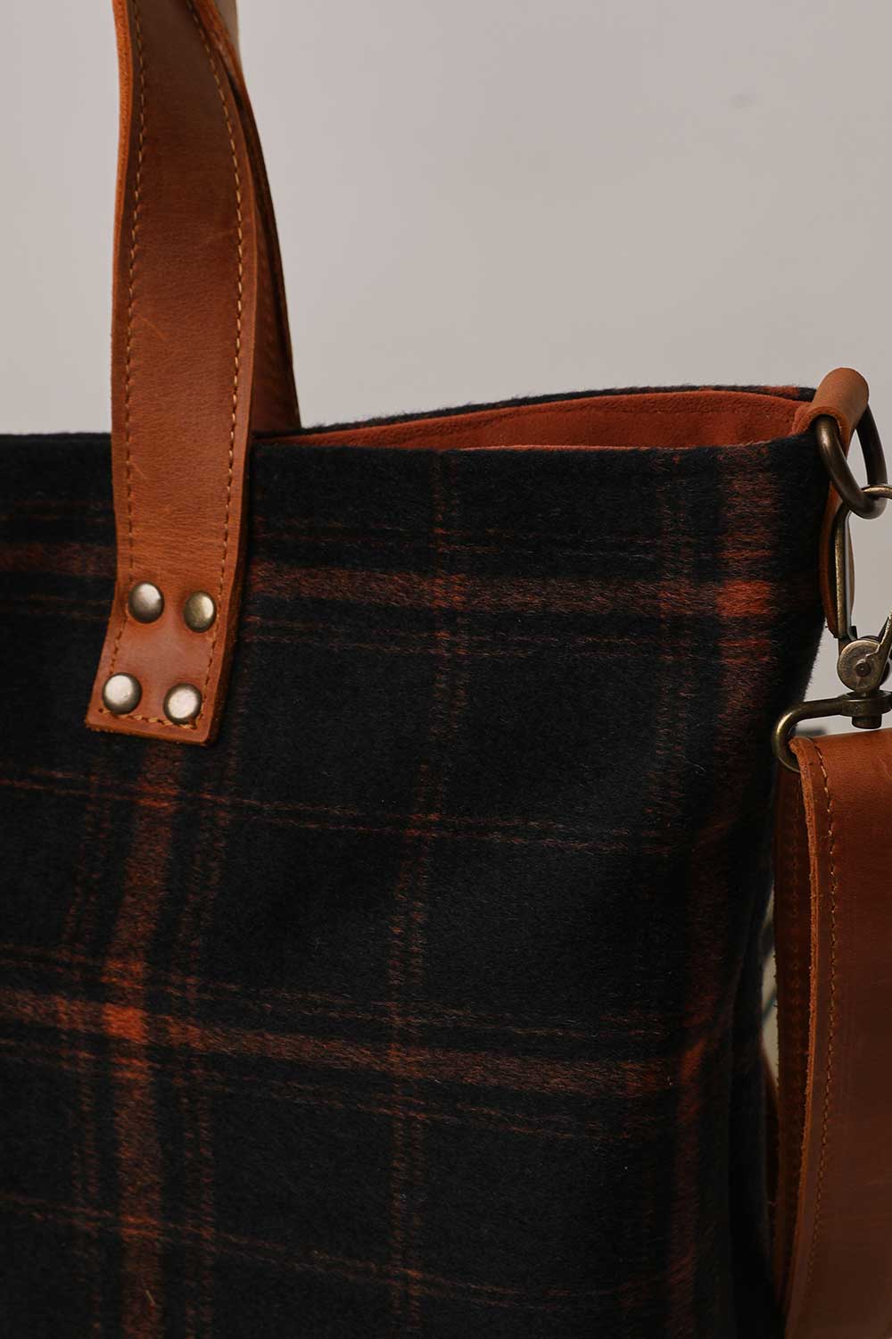 Yoyo Store-Sirius Bag Black-Laptop & Evrak Çantası-3-Milagron.com