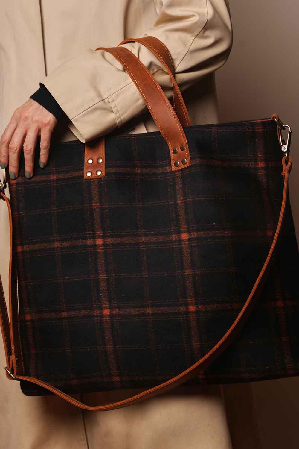 Yoyo Store-Sirius Bag Black-Laptop & Evrak Çantası-4-Milagron.com