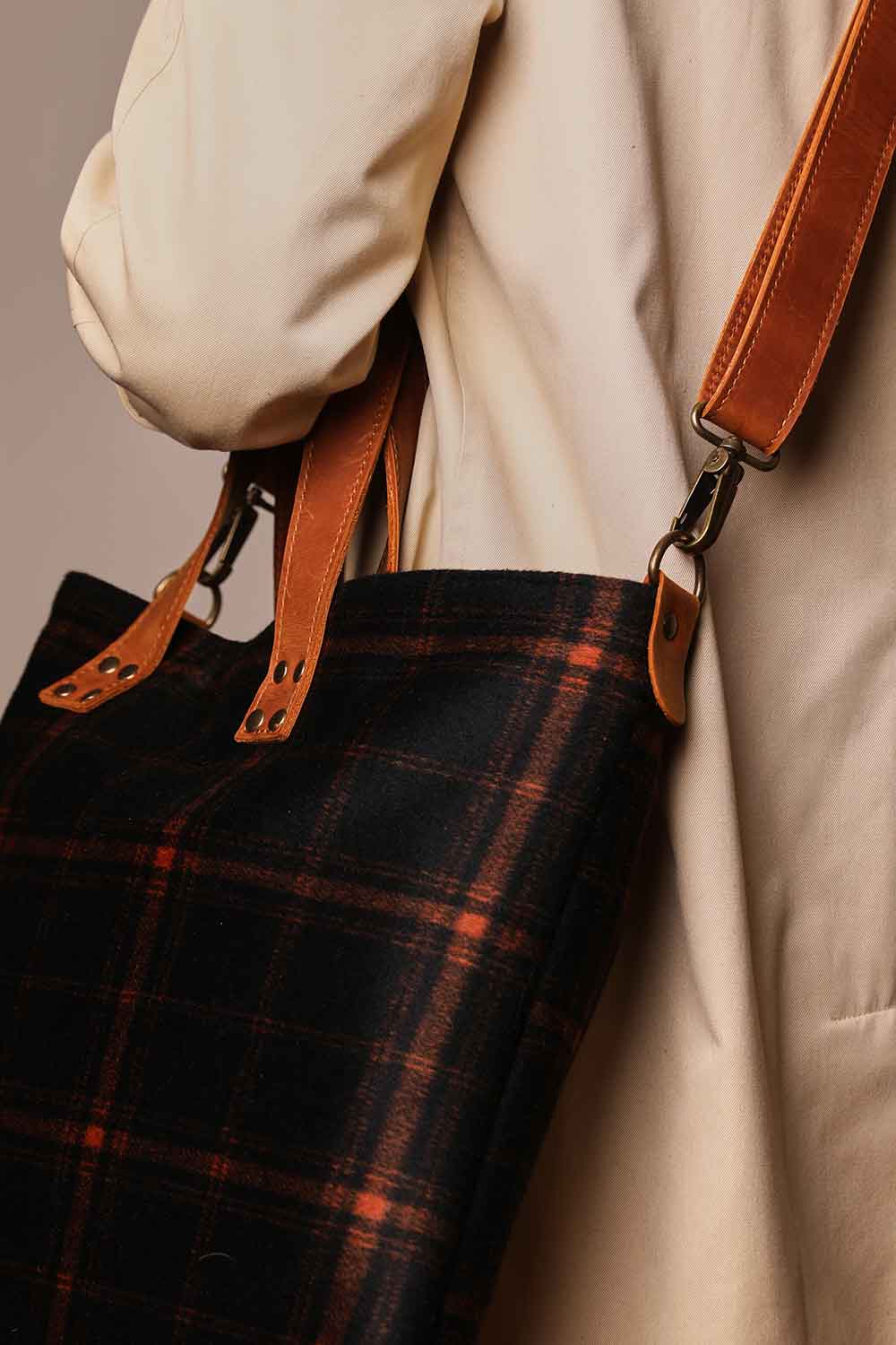 Yoyo Store-Sirius Bag Black-Laptop & Evrak Çantası-5-Milagron.com