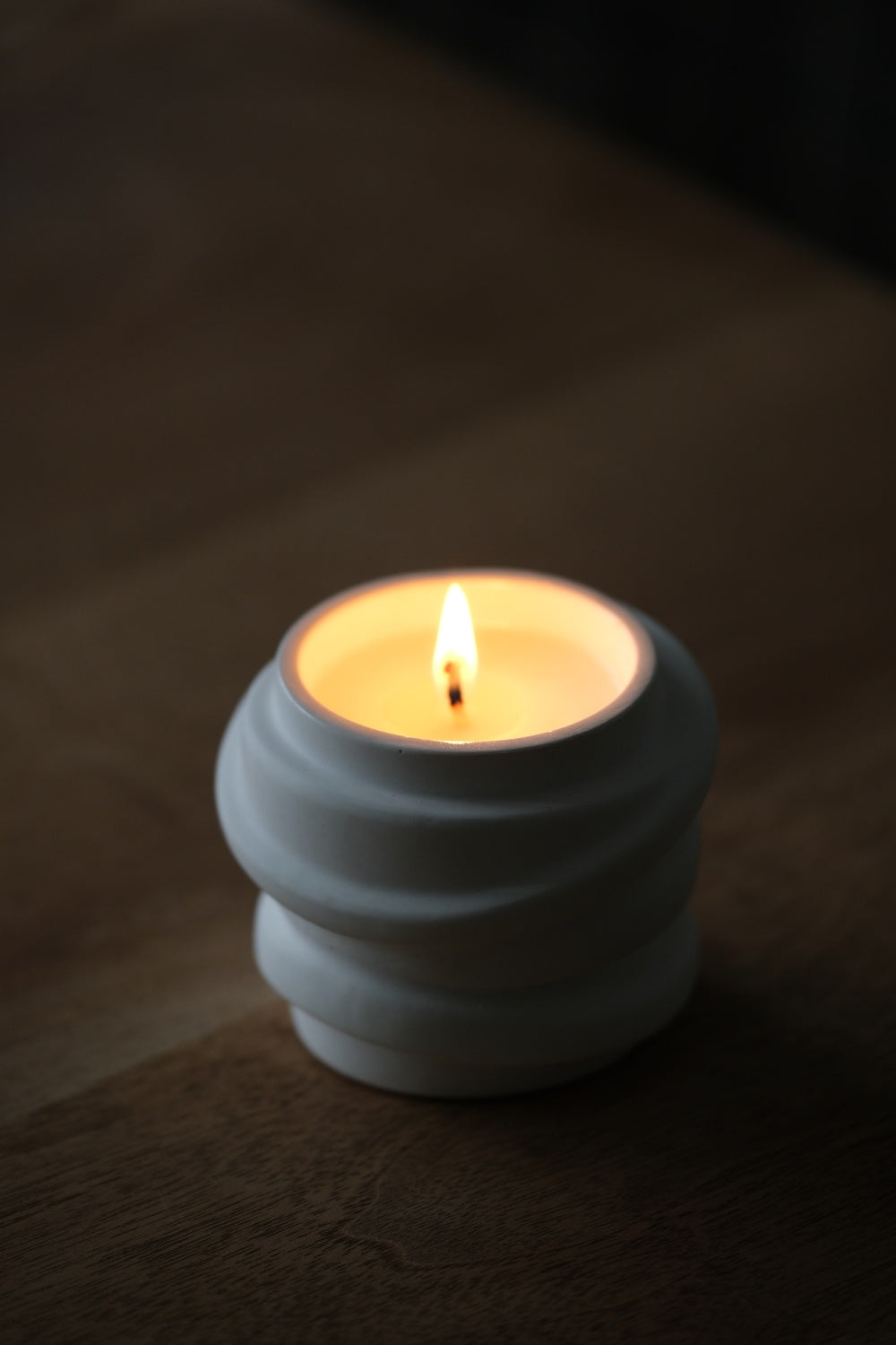 Yugatelier-Loop Beyaz Kokusuz Soya Wax Mum-Mum-1-Milagron.com